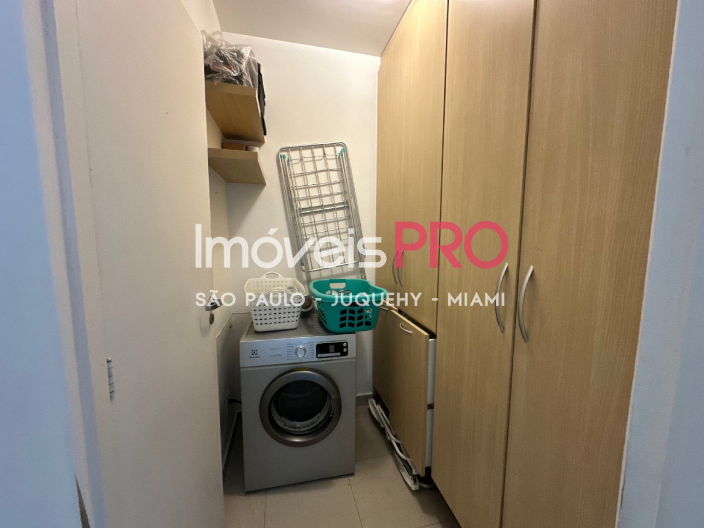 Foto :: IP39828