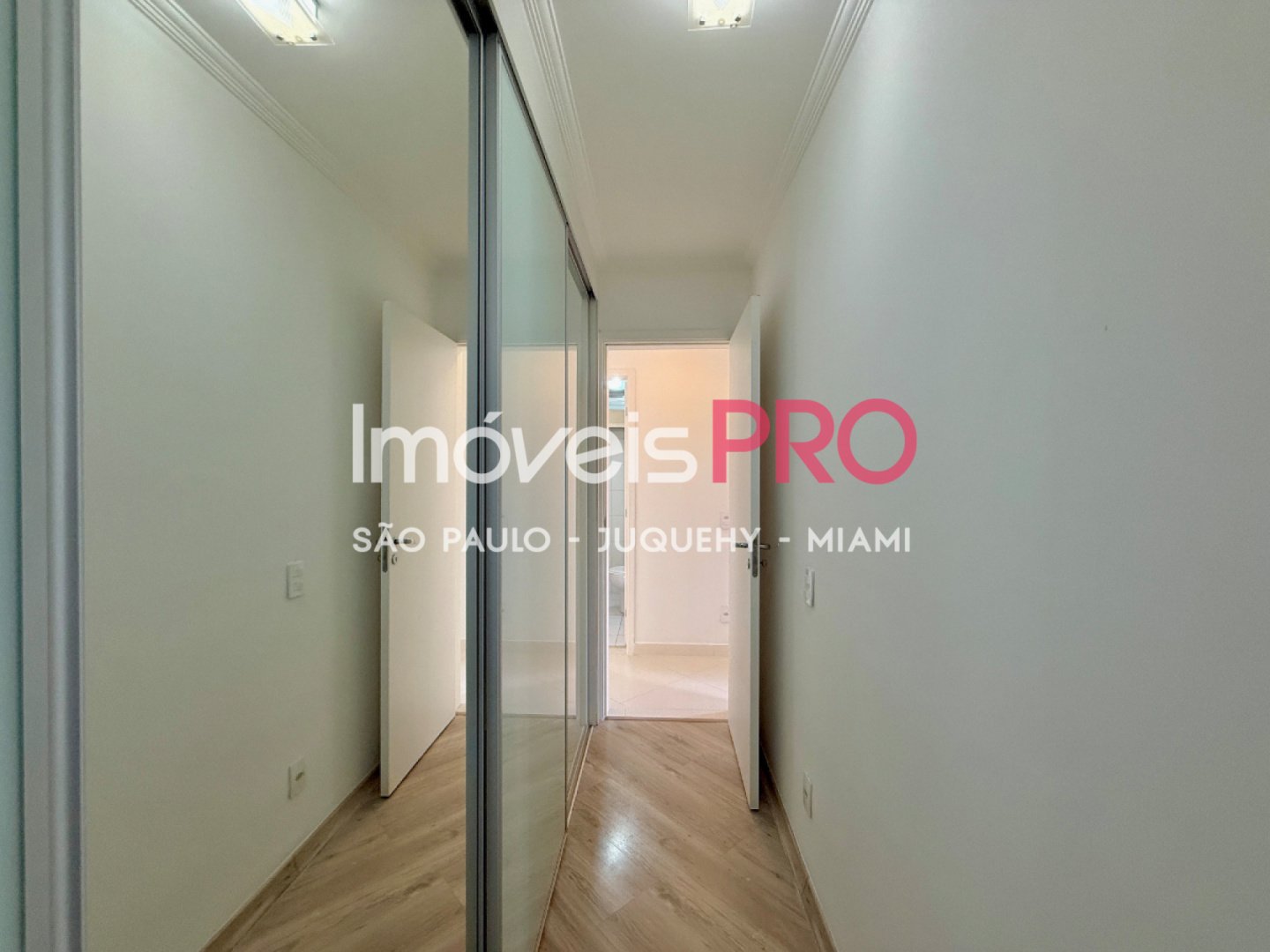 Foto :: https://assets.imoveispro.com.br/thumb/IP39830/apartamento-venda-jardim-marajoara_IP39830_29_1920x1080.jpg?