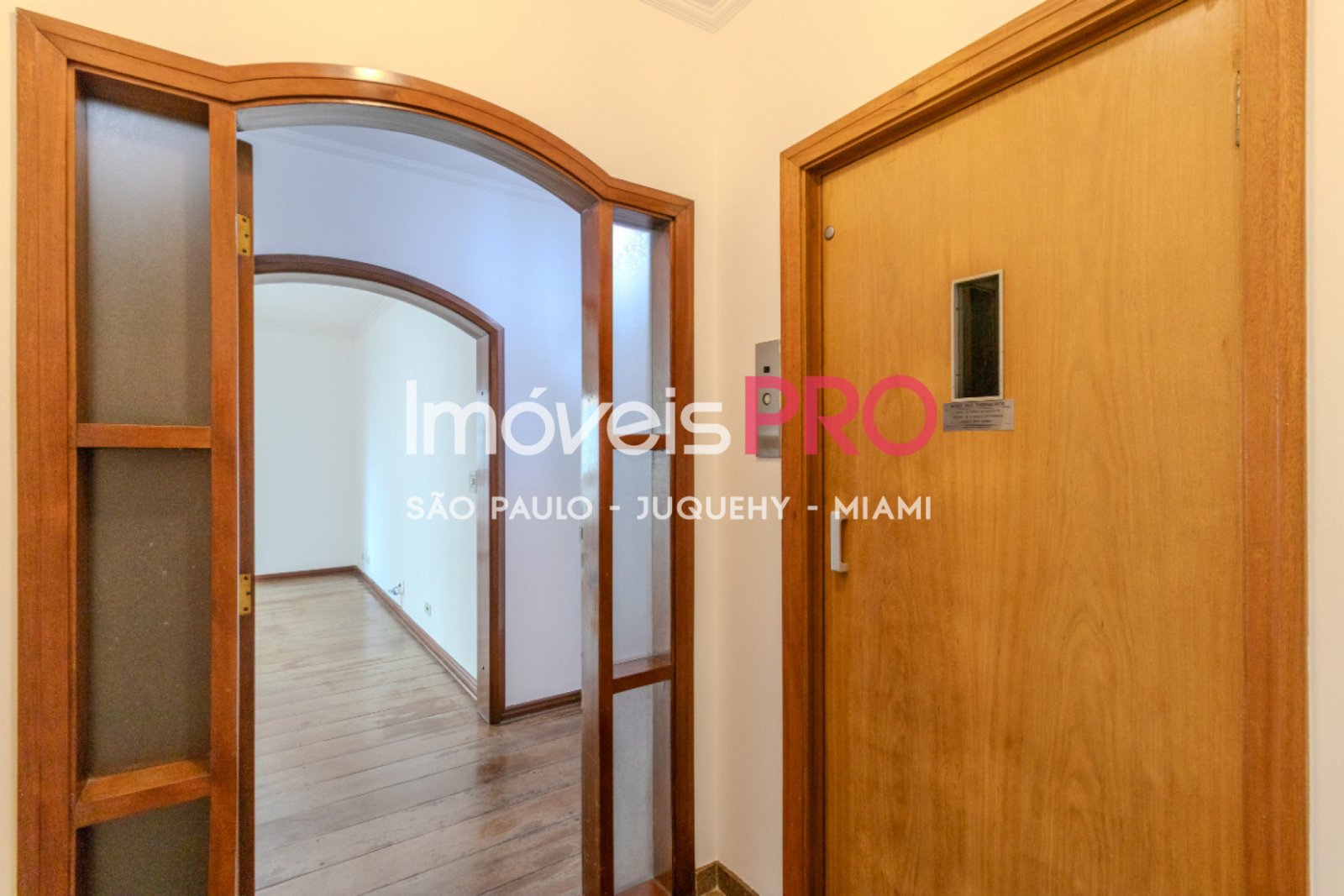 Foto :: https://assets.imoveispro.com.br/thumb/IP39835/apartamento-venda-campo-belo_IP39835_41_1920x1080.jpg?