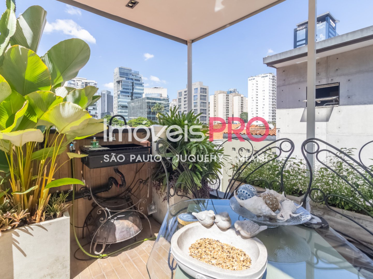 Foto :: https://assets.imoveispro.com.br/thumb/IP39836/casa-de-vila-venda-vila-nova-conceicao_IP39836_35_1920x1080.jpg?