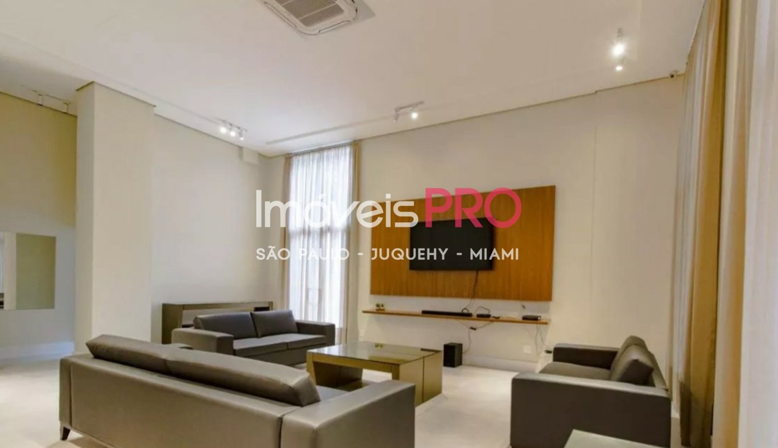 Foto :: IP39838