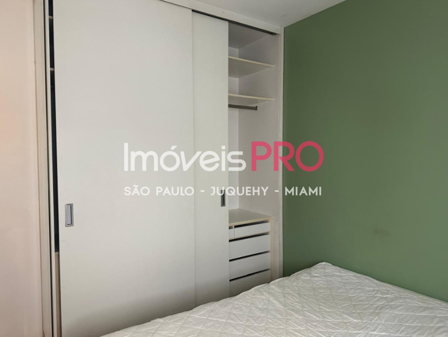 Foto :: IP39840