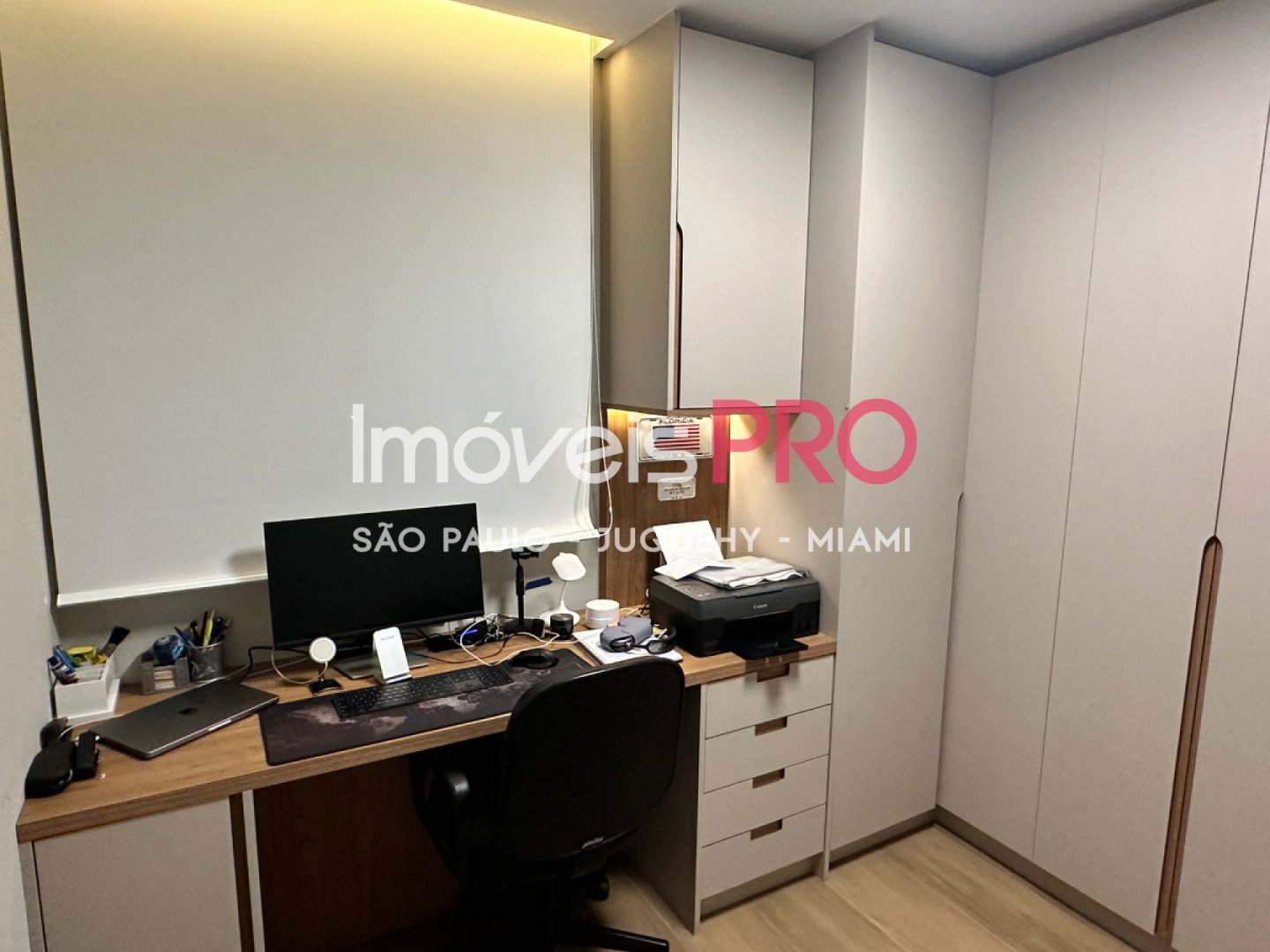 Foto :: IP39841