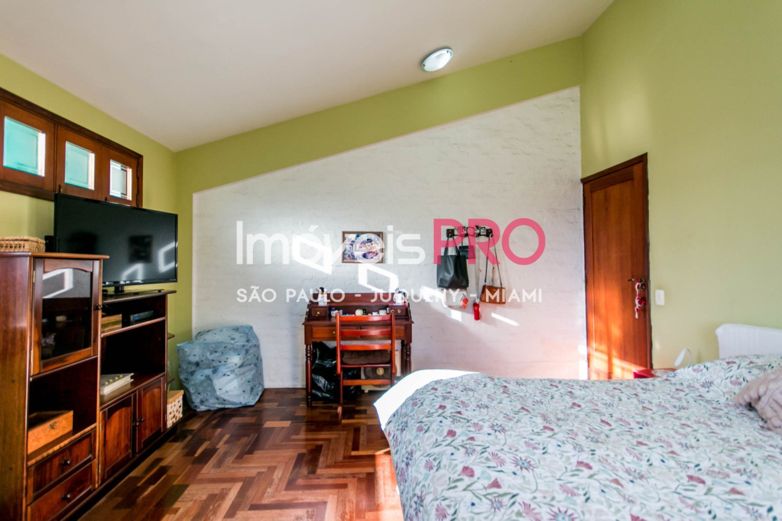 Foto :: IP39846