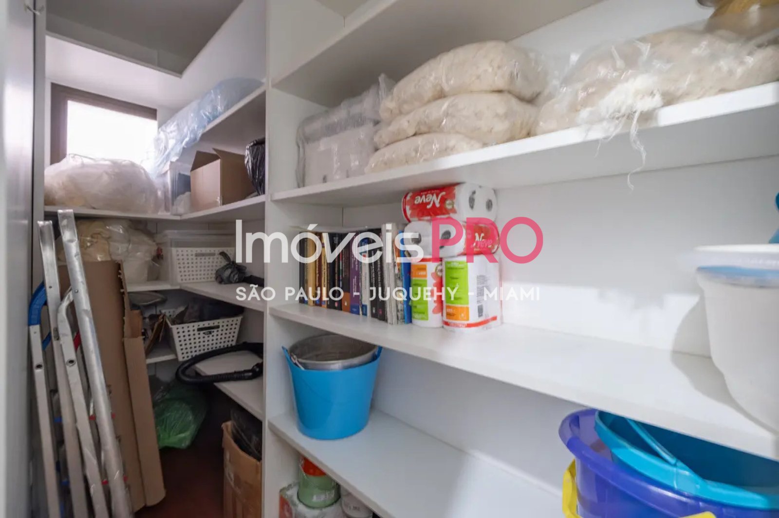Foto :: https://assets.imoveispro.com.br/thumb/IP39856/apartamento-venda-itaim-bibi_IP39856_35_1920x1080.jpg?