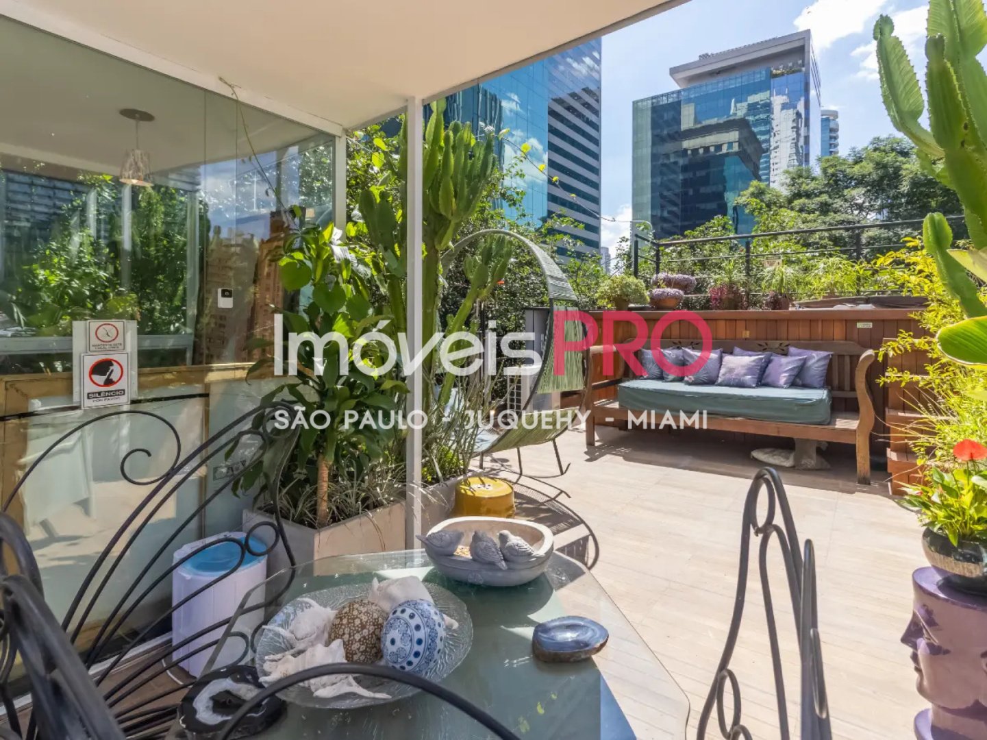 Foto :: https://assets.imoveispro.com.br/thumb/IP39857/casa-de-vila-venda-vila-nova-conceicao_IP39857_23_1920x1080.jpg?