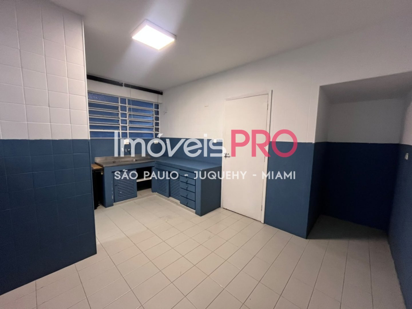 Foto :: https://assets.imoveispro.com.br/thumb/IP39862/comercial-aluguel-planalto-paulista_IP39862_29_1920x1080.jpg?