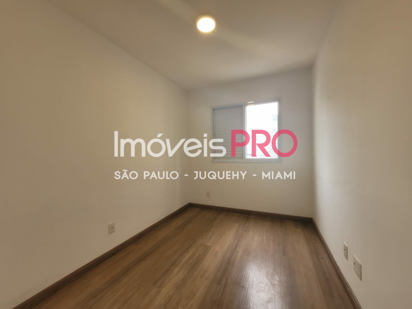 Foto :: https://assets.imoveispro.com.br/thumb/IP39869/apartamento-aluguel-morumbi_IP39869_17_1920x1080.jpg?