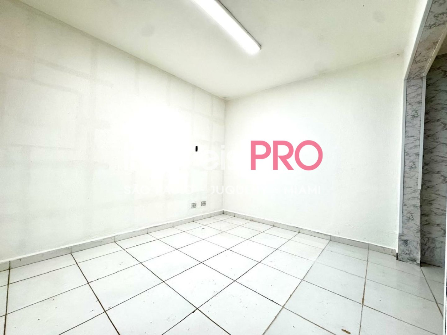 Foto :: https://assets.imoveispro.com.br/thumb/IP39874/comercial-aluguel-planalto-paulista_IP39874_17_1920x1080.jpg?