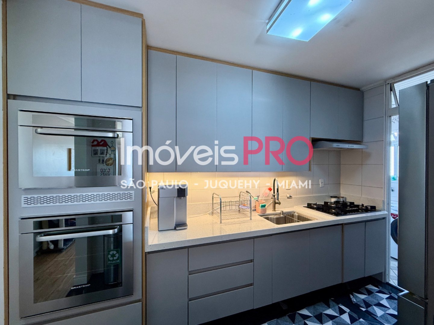 Foto :: https://assets.imoveispro.com.br/thumb/IP39878/apartamento-venda-jardim-marajoara_IP39878_29_1920x1080.jpg?