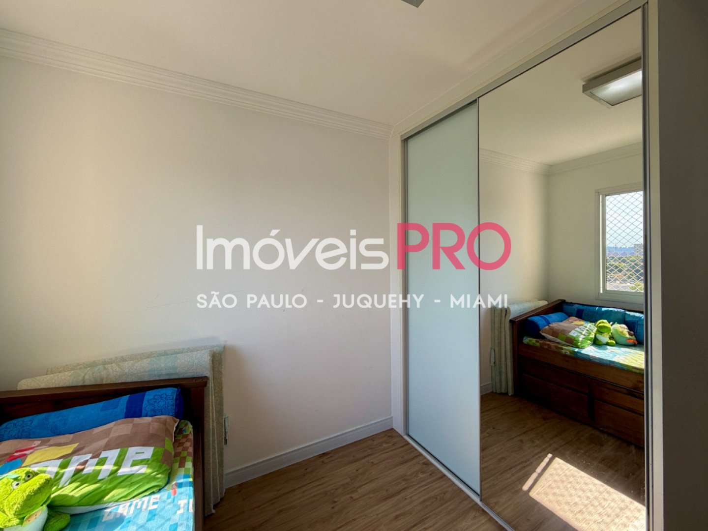 Foto :: https://assets.imoveispro.com.br/thumb/IP39878/apartamento-venda-jardim-marajoara_IP39878_53_1920x1080.jpg?