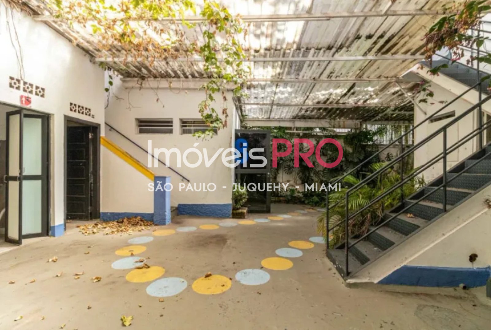 Foto :: https://assets.imoveispro.com.br/thumb/IP39879/casa-aluguel-aclimacao_IP39879_29_1920x1080.jpg?