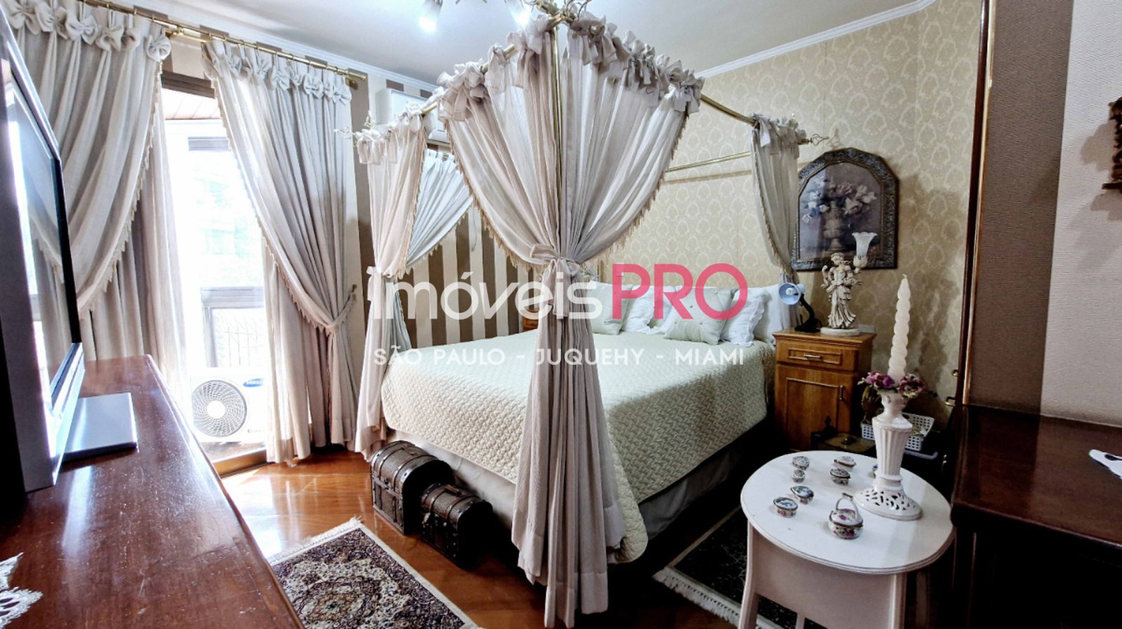 Foto :: IP39880