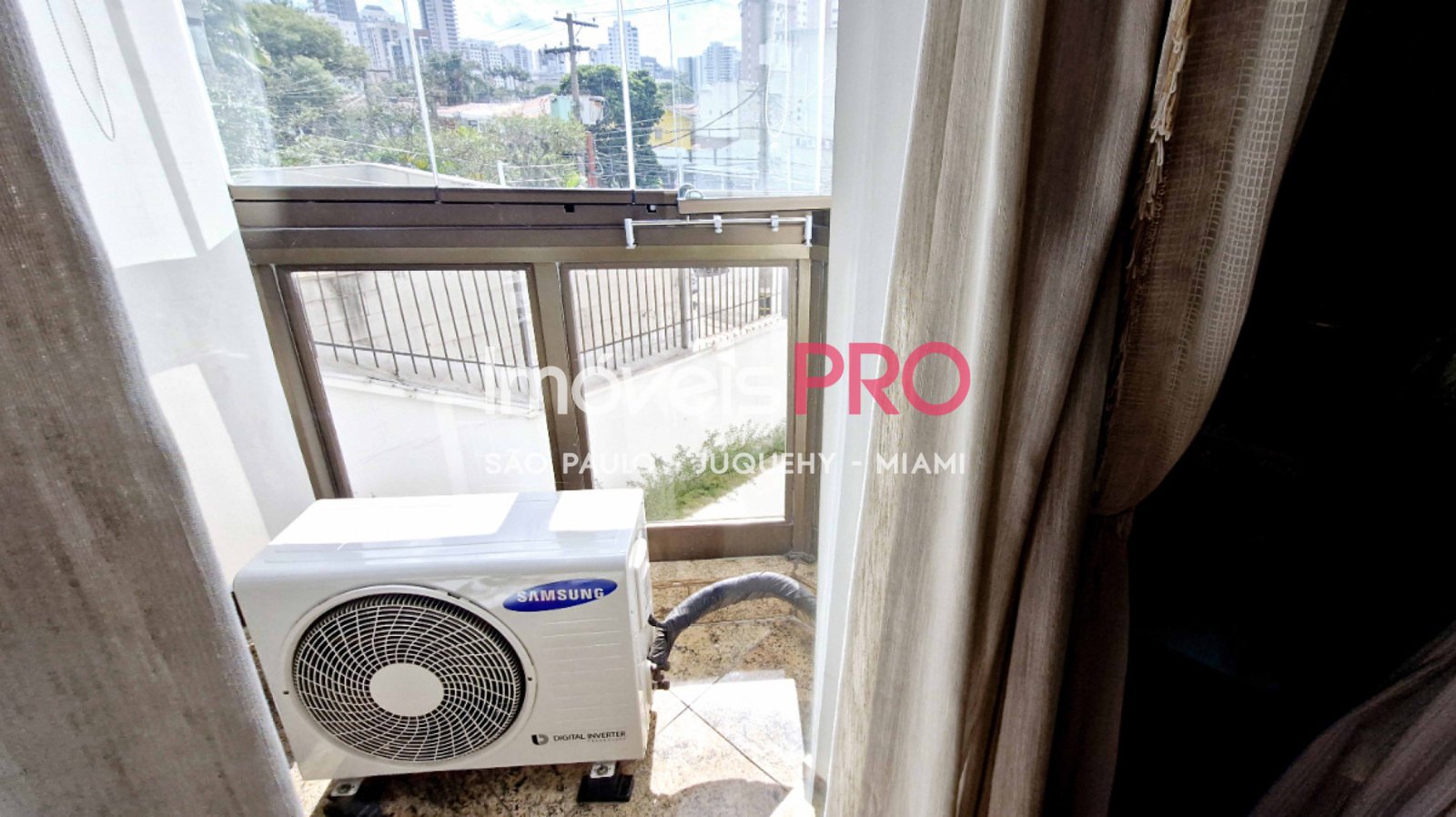 Foto :: IP39880
