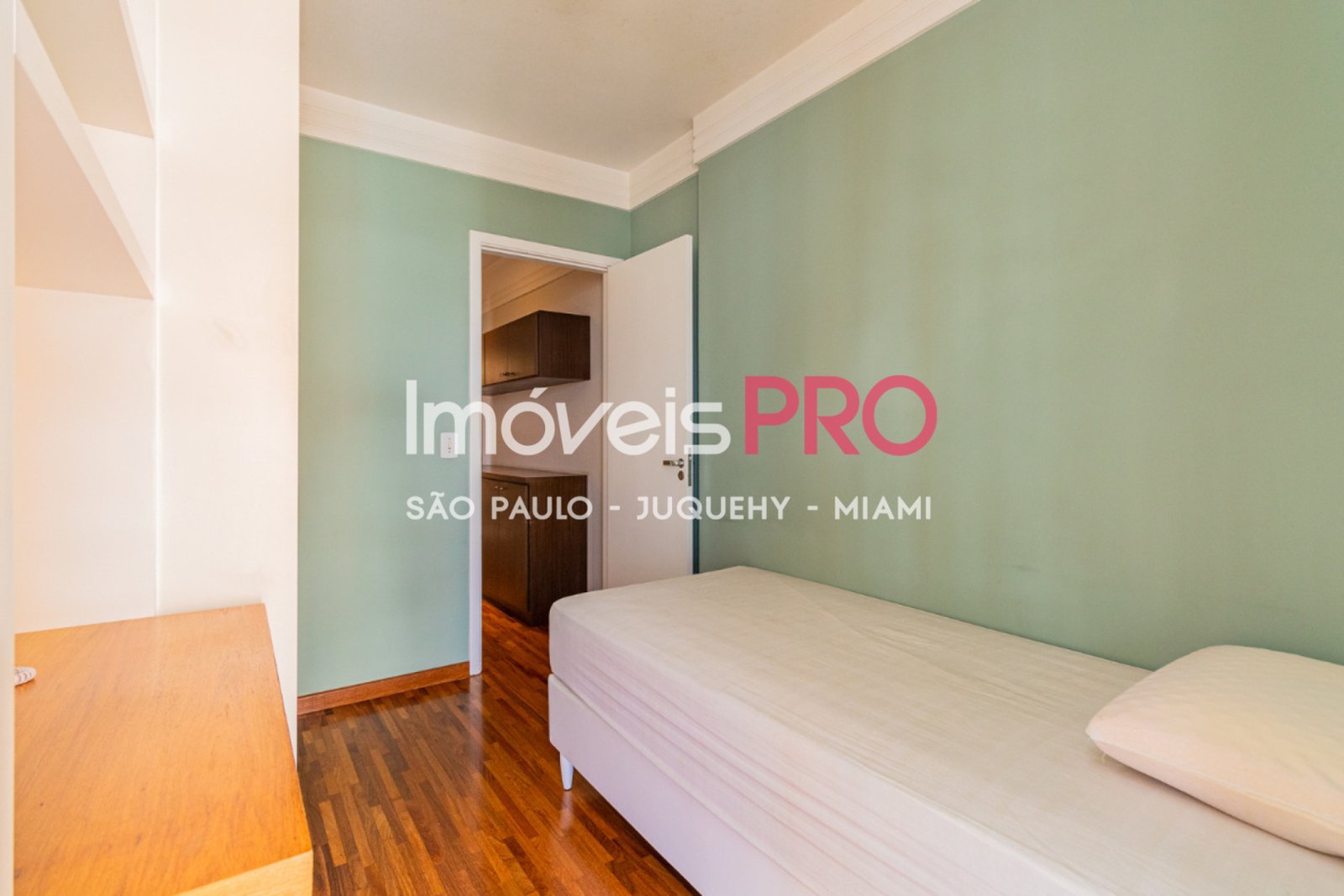 Foto :: https://assets.imoveispro.com.br/thumb/IP39888/cobertura-venda-chacara-santo-antonio-zona-sul_IP39888_17_1920x1080.jpg?