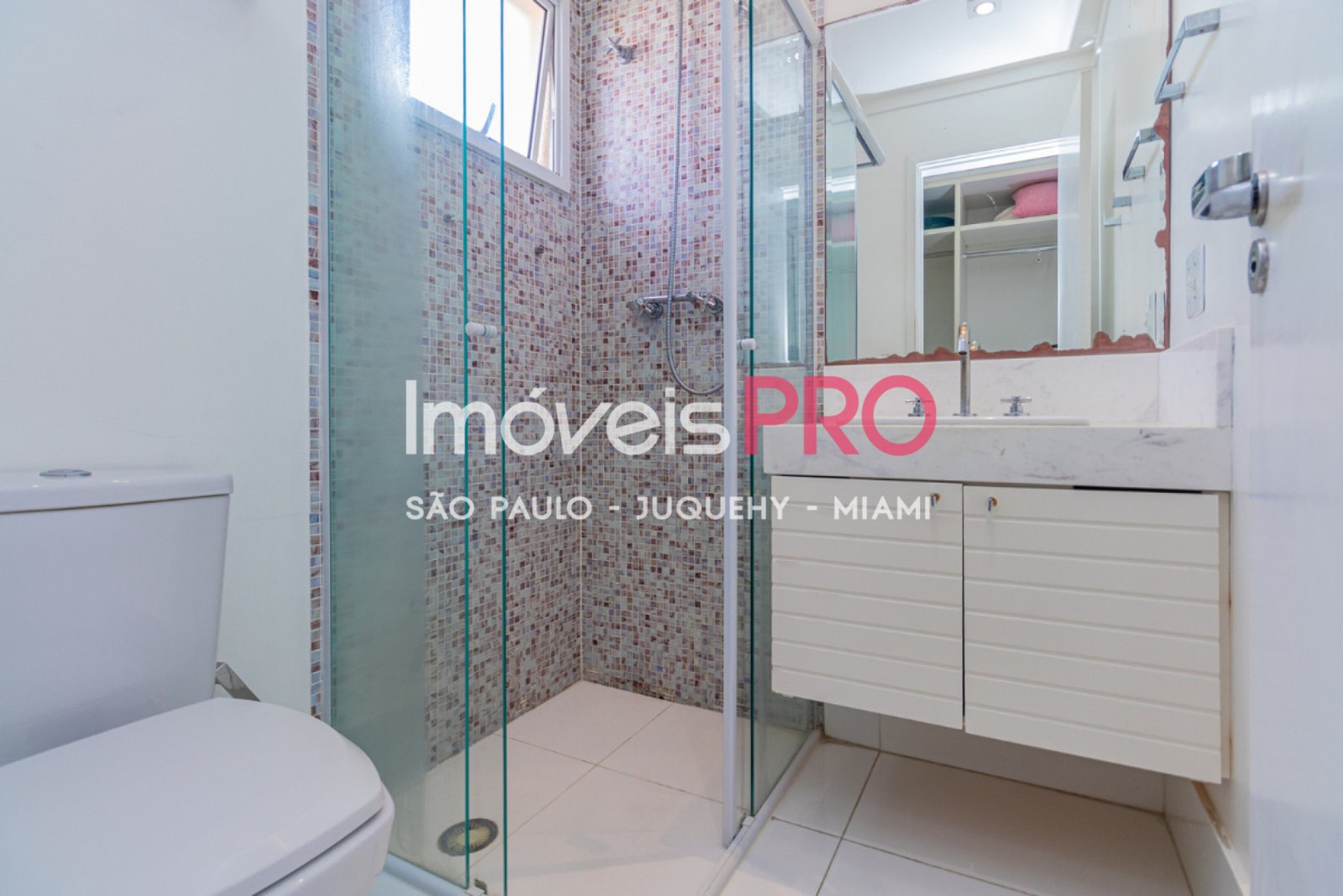 Foto :: https://assets.imoveispro.com.br/thumb/IP39888/cobertura-venda-chacara-santo-antonio-zona-sul_IP39888_29_1920x1080.jpg?