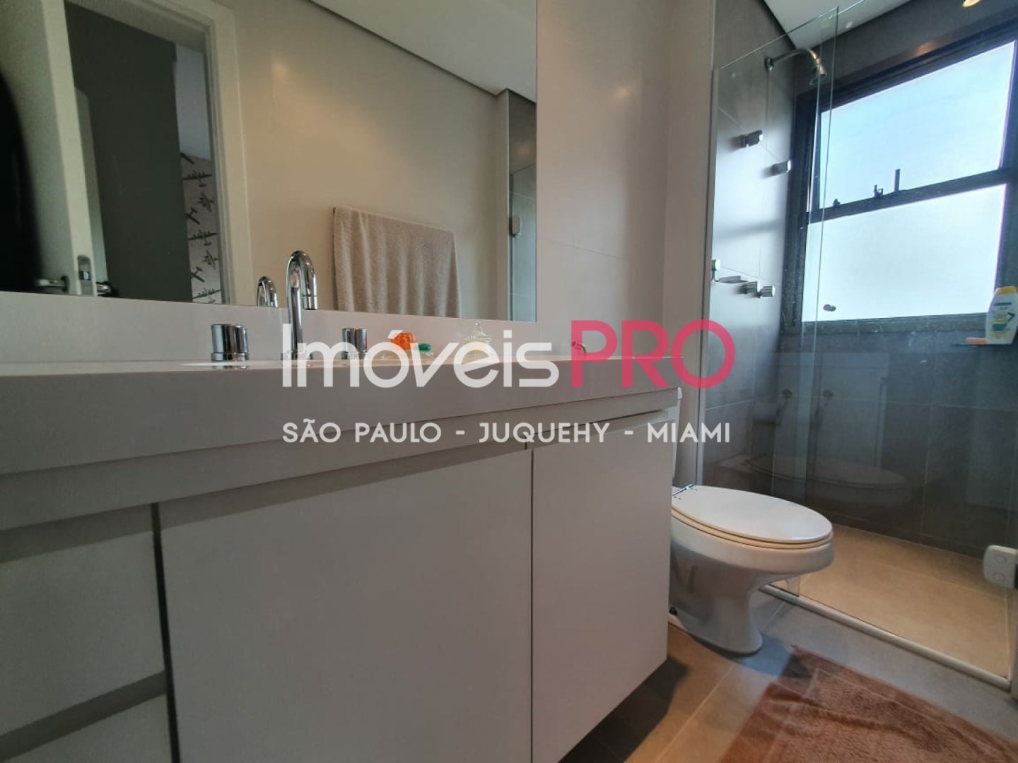 Foto :: IP39892
