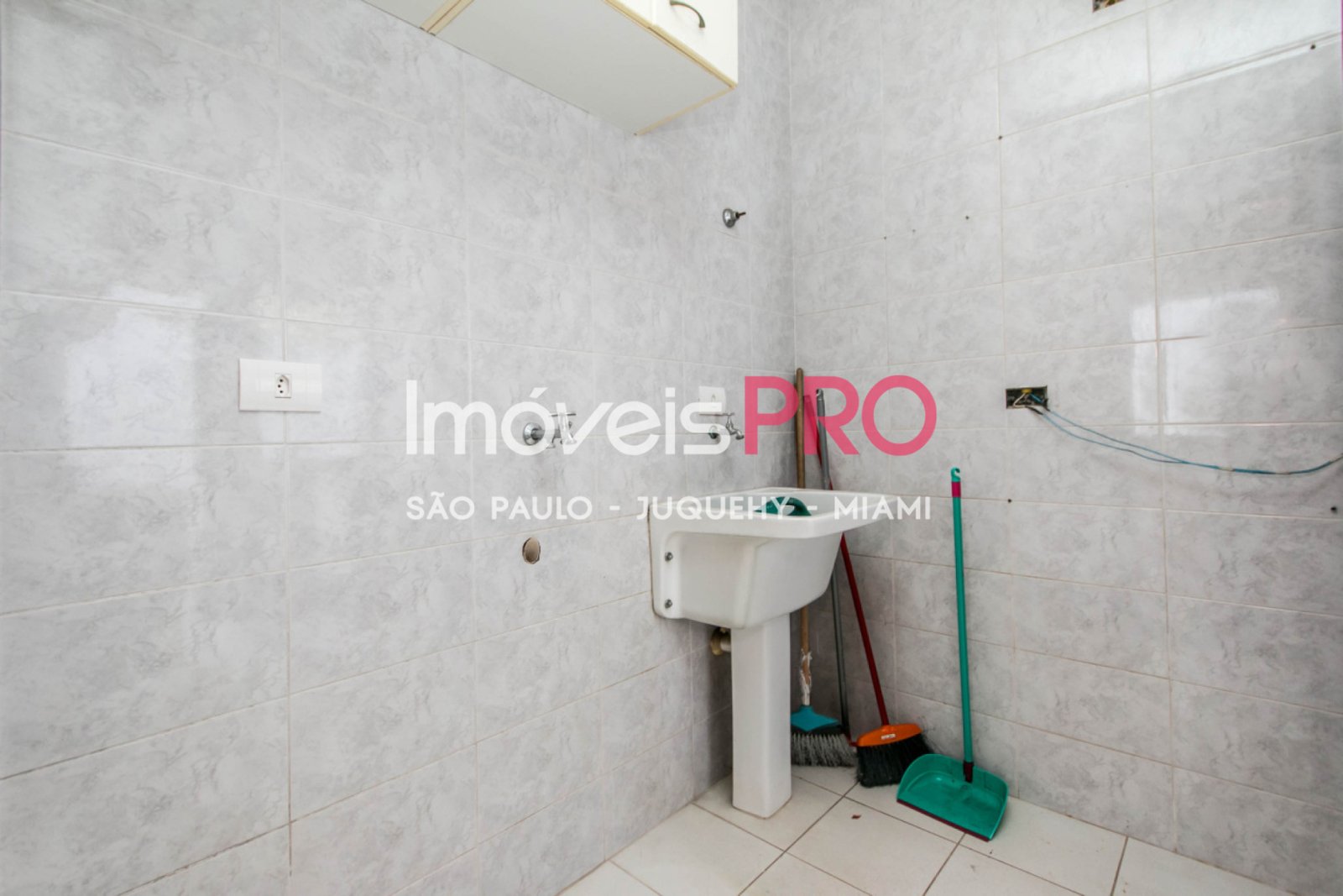Foto :: IP39906