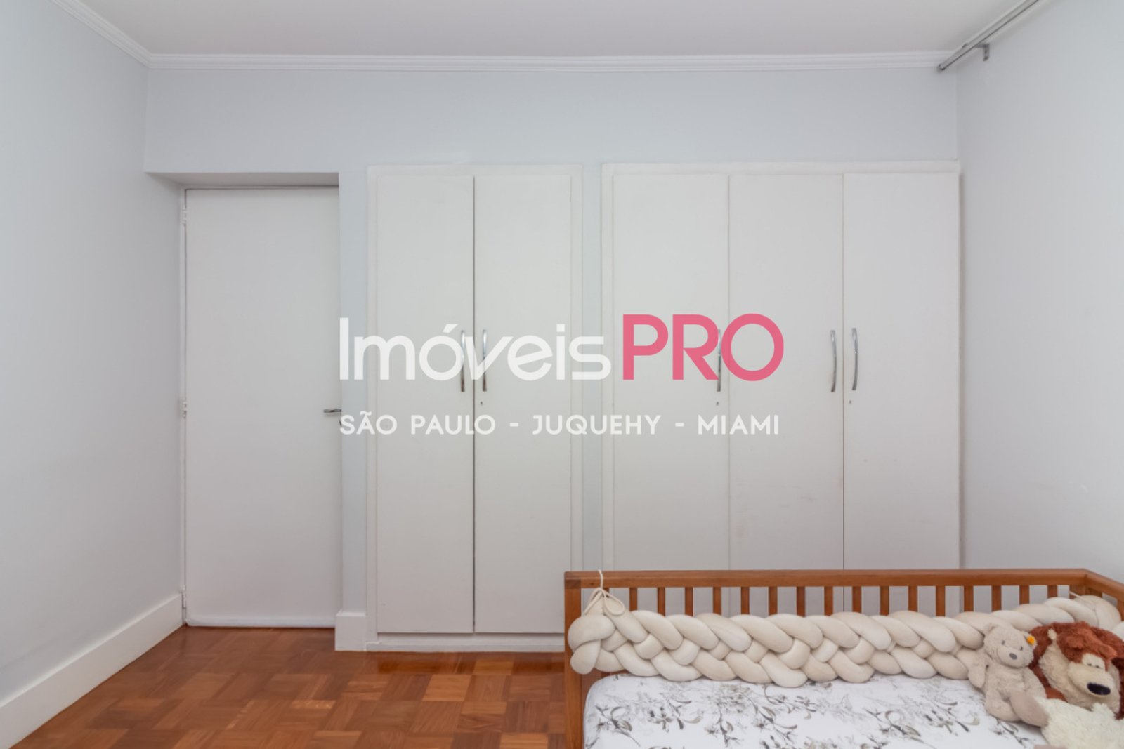 Foto :: https://assets.imoveispro.com.br/thumb/IP39913/apartamento-venda-moema-passaros_IP39913_23_1920x1080.jpg?