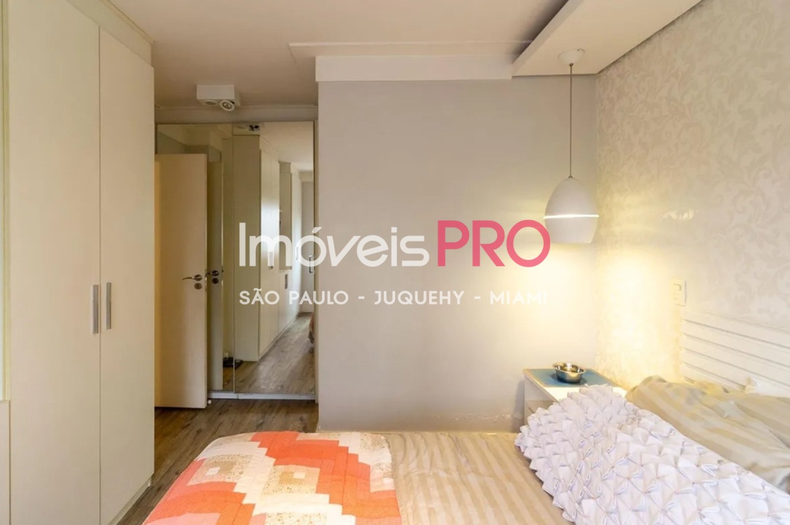 Foto :: IP39921