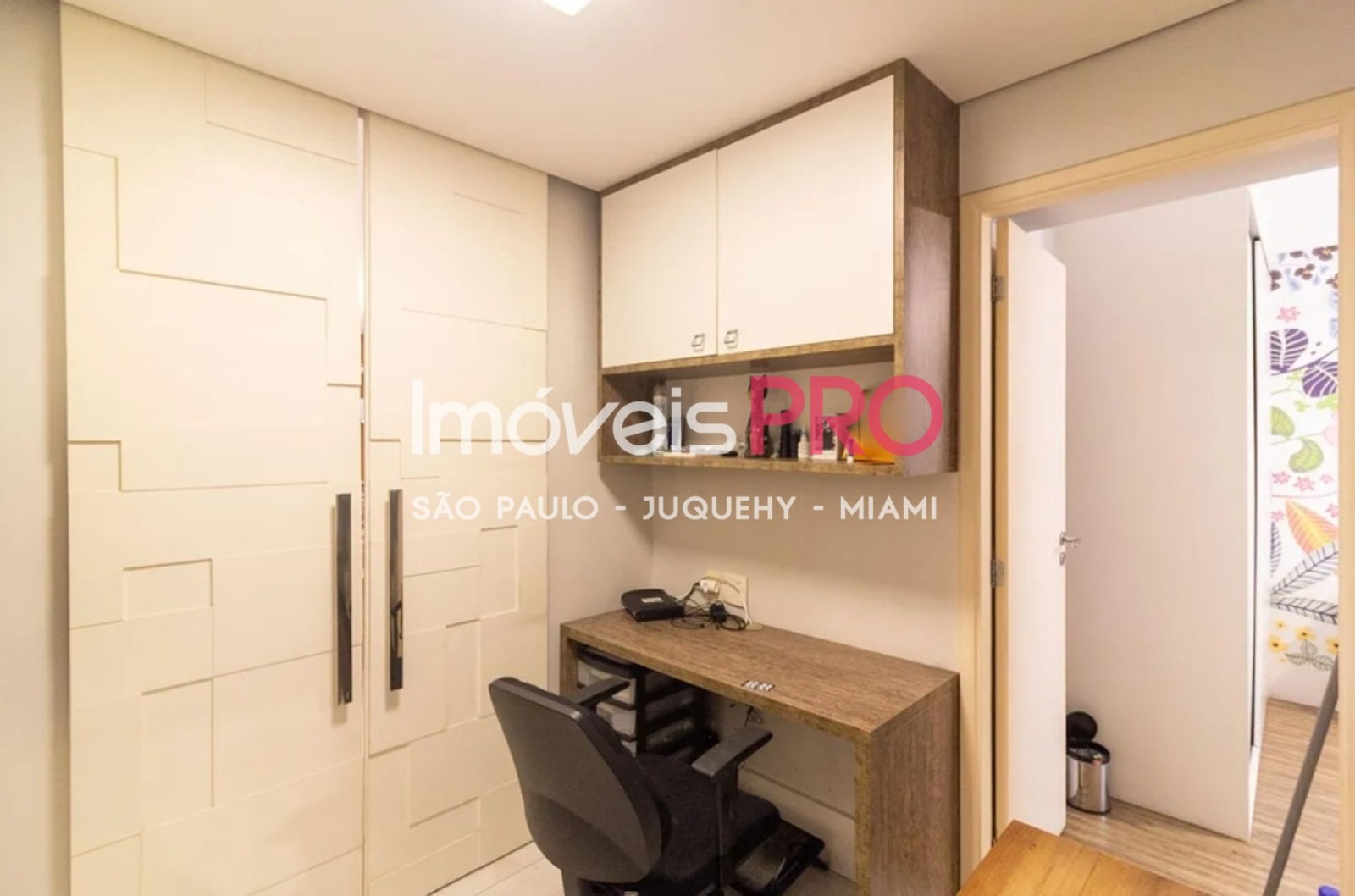 Foto :: https://assets.imoveispro.com.br/thumb/IP39921/apartamento-venda-campo-belo_IP39921_29_1920x1080.jpg?
