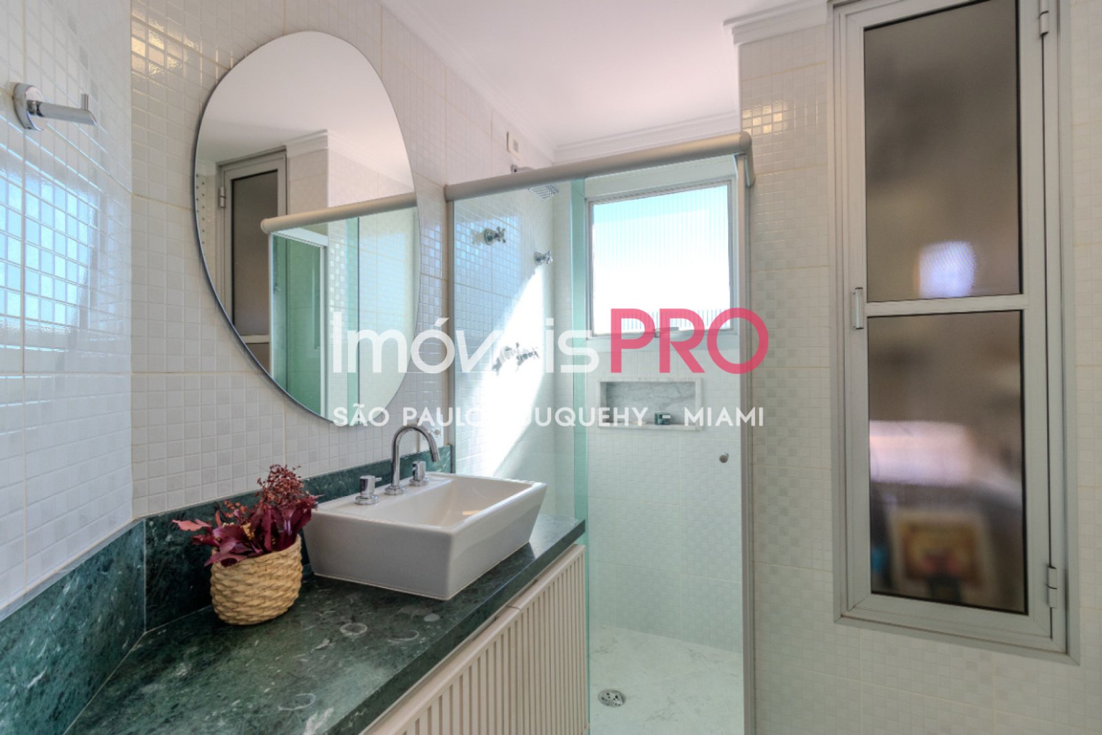 Foto :: https://assets.imoveispro.com.br/thumb/IP39923/apartamento-venda-vila-nova-conceicao_IP39923_17_1920x1080.jpg?