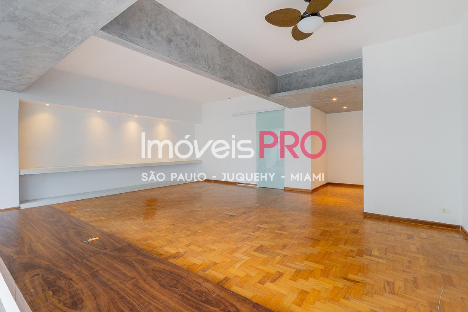 Foto :: https://assets.imoveispro.com.br/thumb/IP39927/apartamento-venda-higienopolis_IP39927_17_1920x1080.jpg?