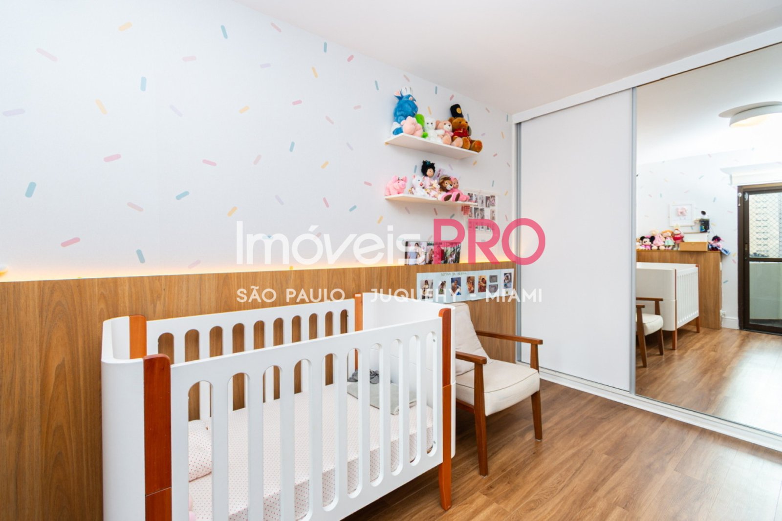 Foto :: IP39930