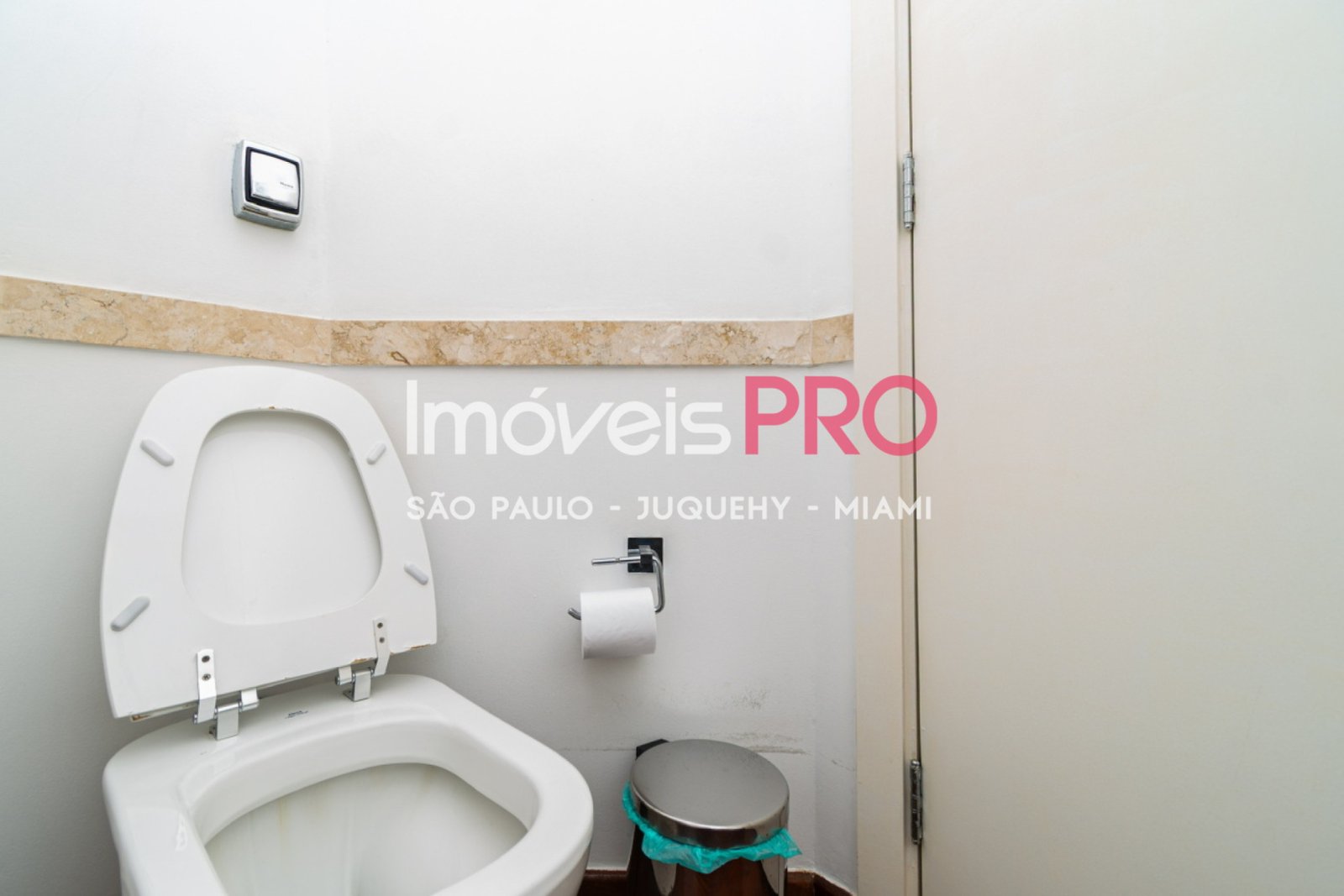 Foto :: https://assets.imoveispro.com.br/thumb/IP39930/apartamento-venda-moema-passaros_IP39930_29_1920x1080.jpg?