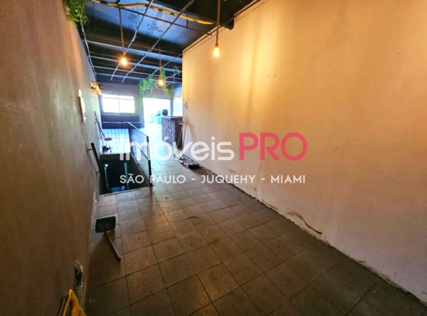 Foto :: https://assets.imoveispro.com.br/thumb/IP39932/predio-venda-consolacao_IP39932_11_1920x1080.jpg?