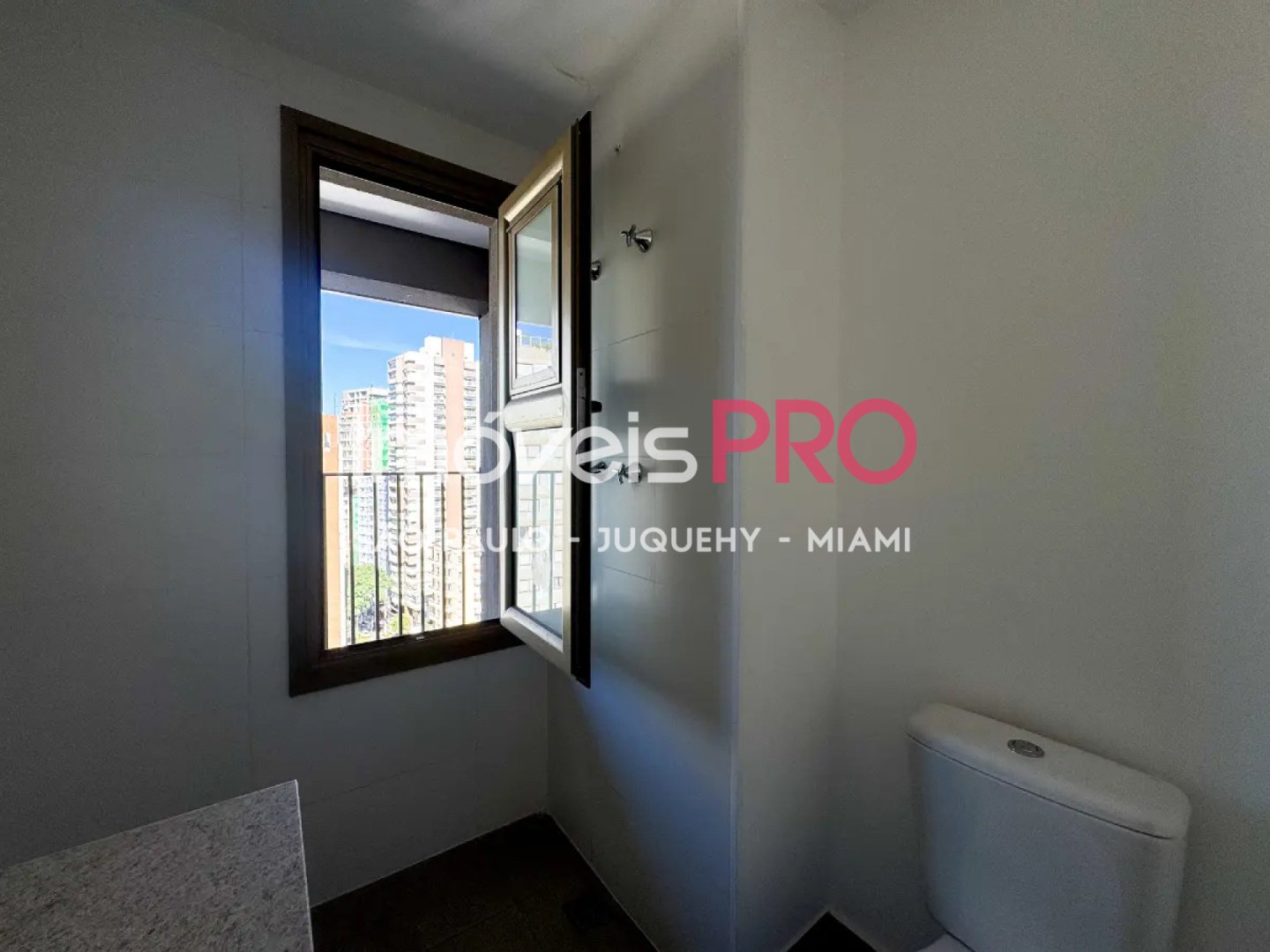 Foto :: IP39936