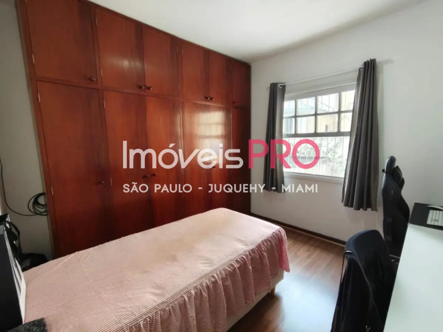 Foto :: IP39937