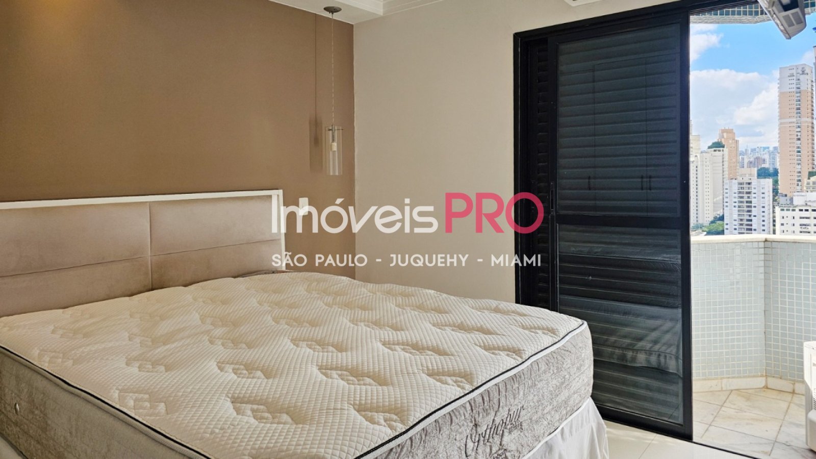Foto :: IP39939