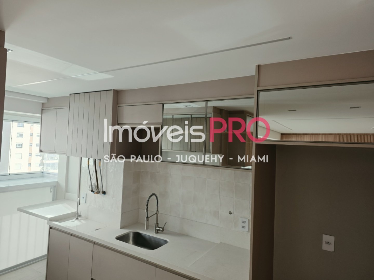 Foto :: https://assets.imoveispro.com.br/thumb/IP39941/apartamento-venda-morumbi_IP39941_41_1920x1080.jpg?