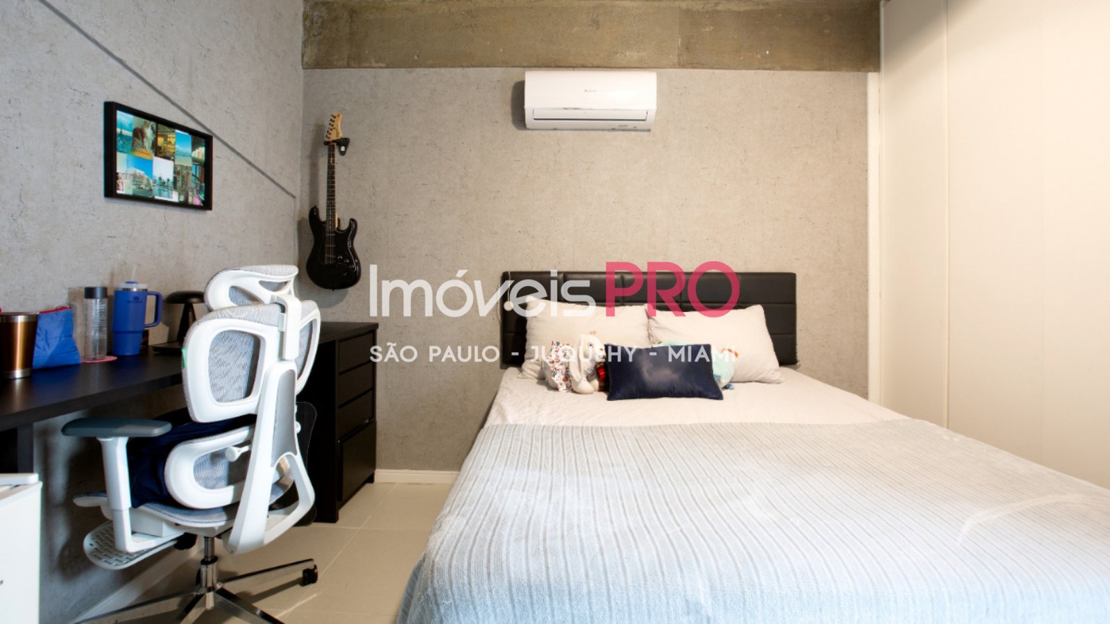 Foto :: IP39942