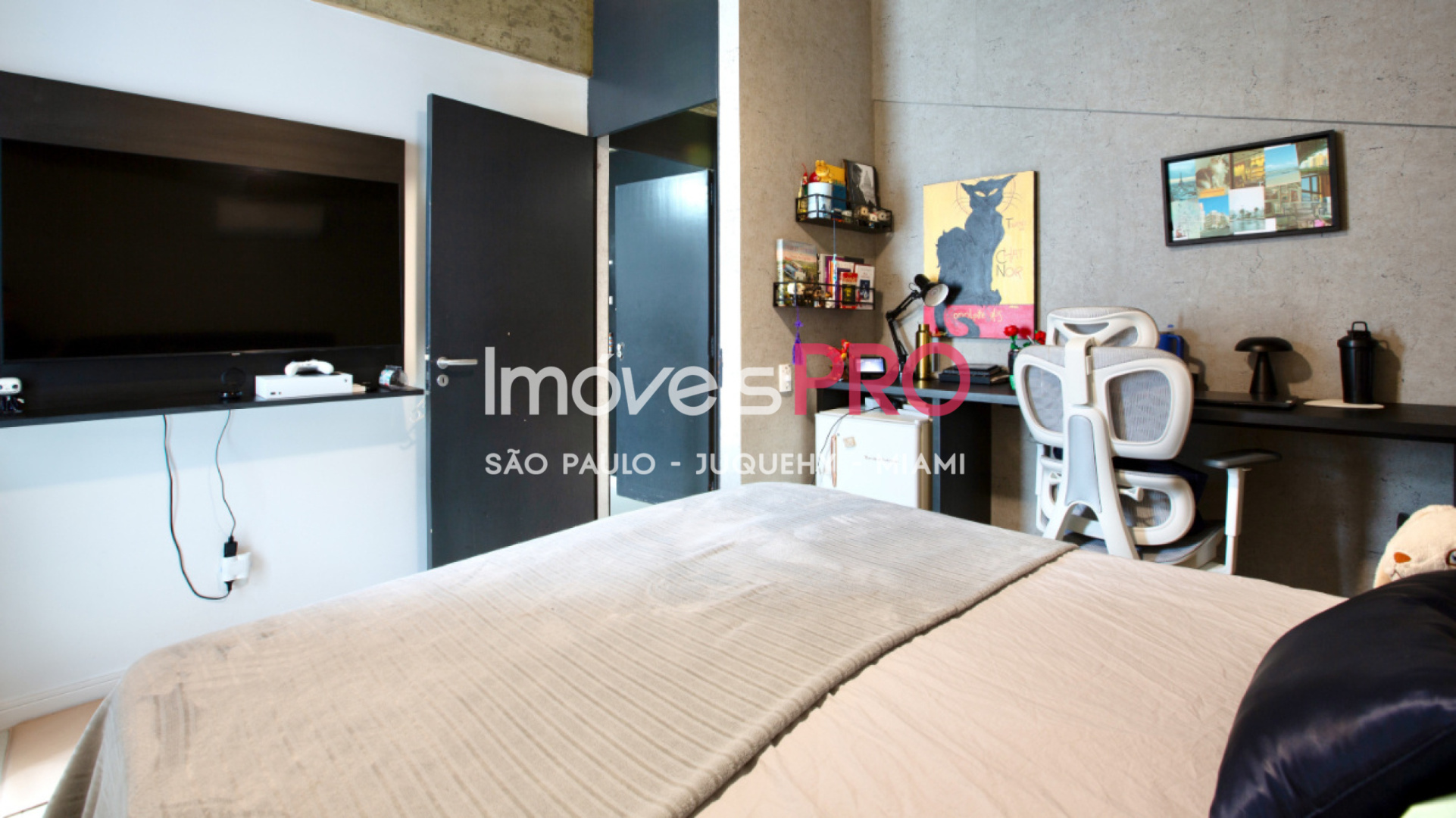 Foto :: IP39942