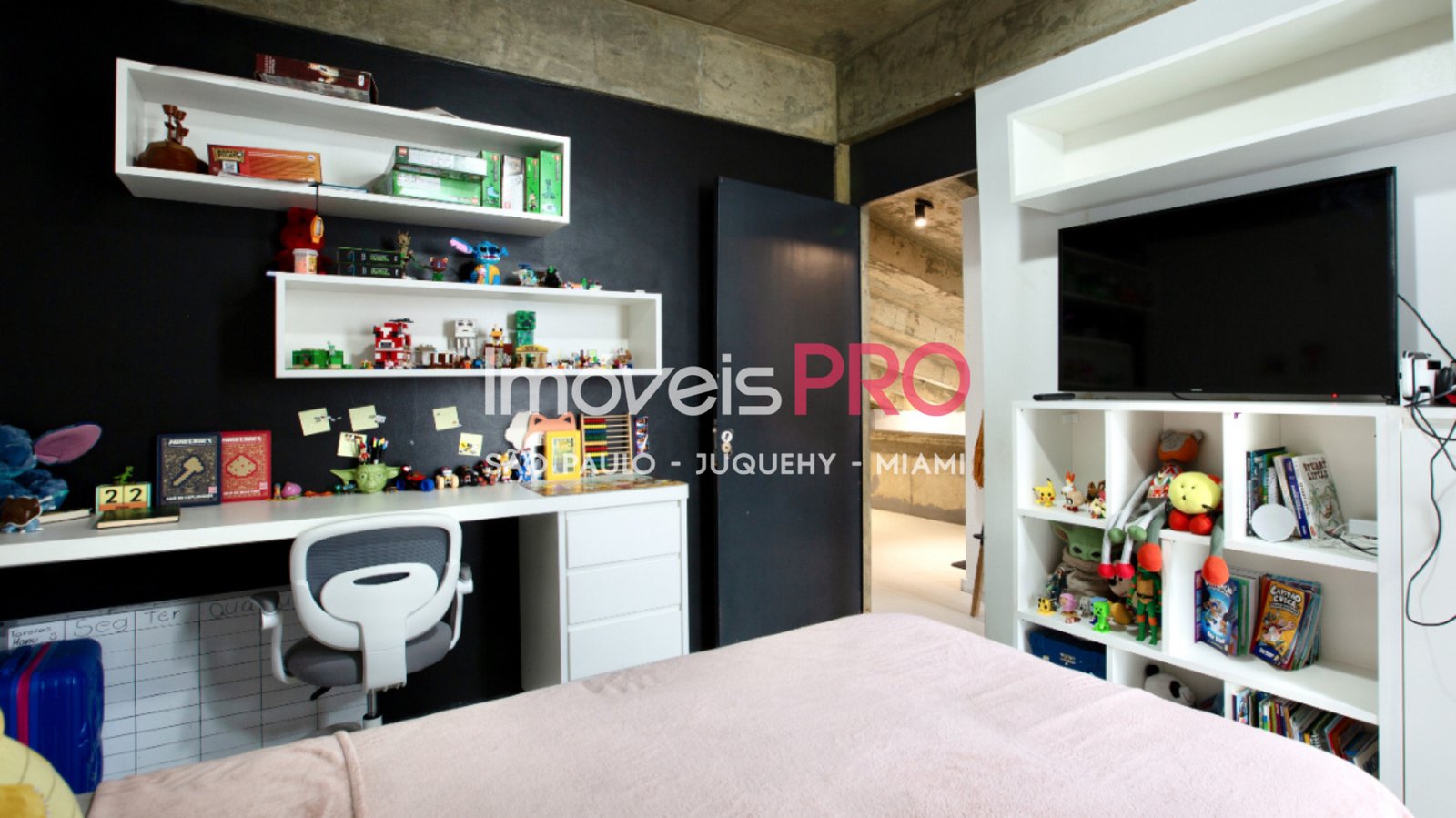 Foto :: IP39942