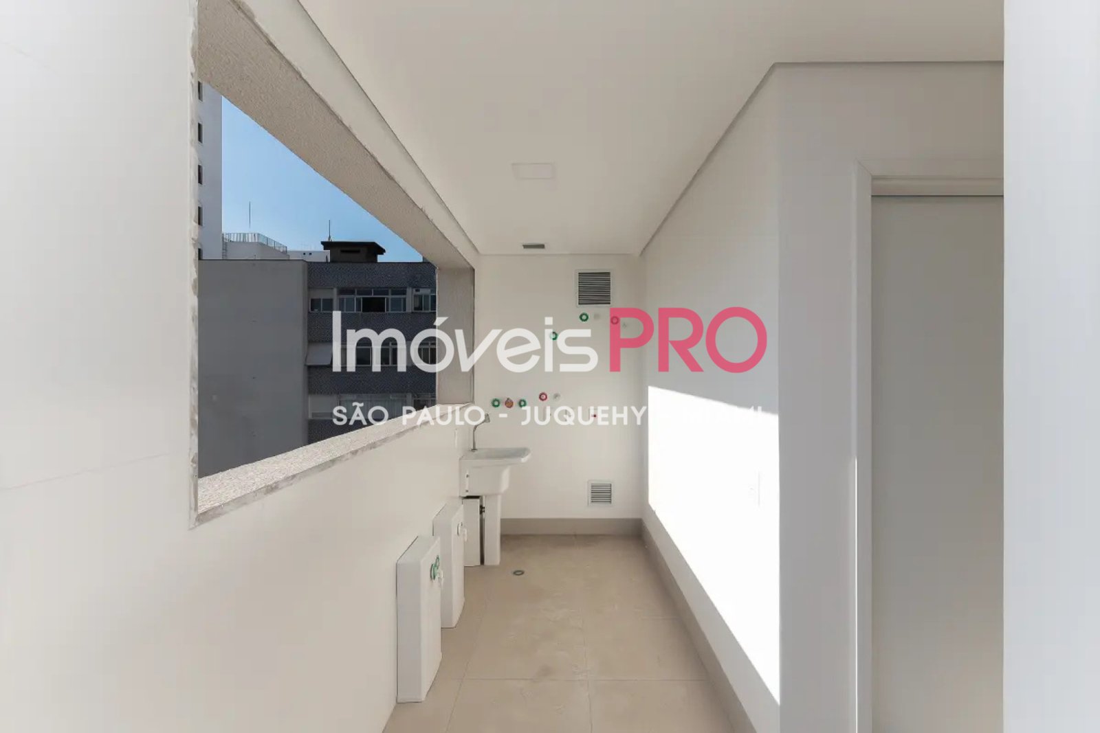 Foto :: https://assets.imoveispro.com.br/thumb/IP39943/apartamento-venda-jardim-paulista_IP39943_29_1920x1080.jpg?
