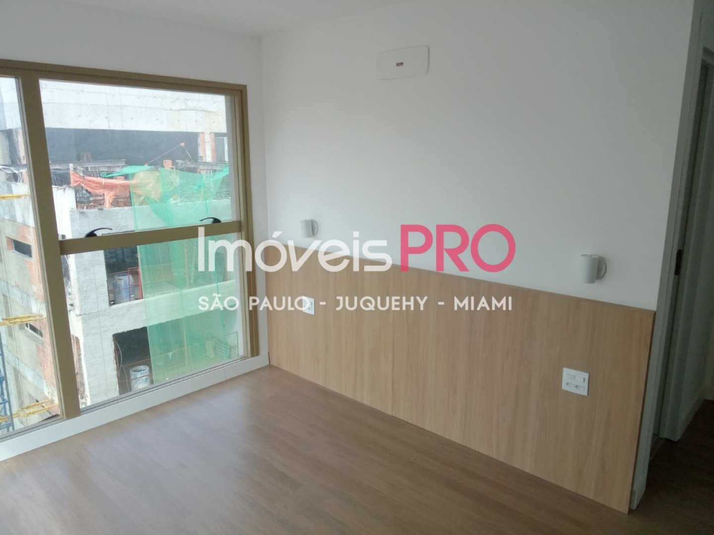 Foto :: IP39947