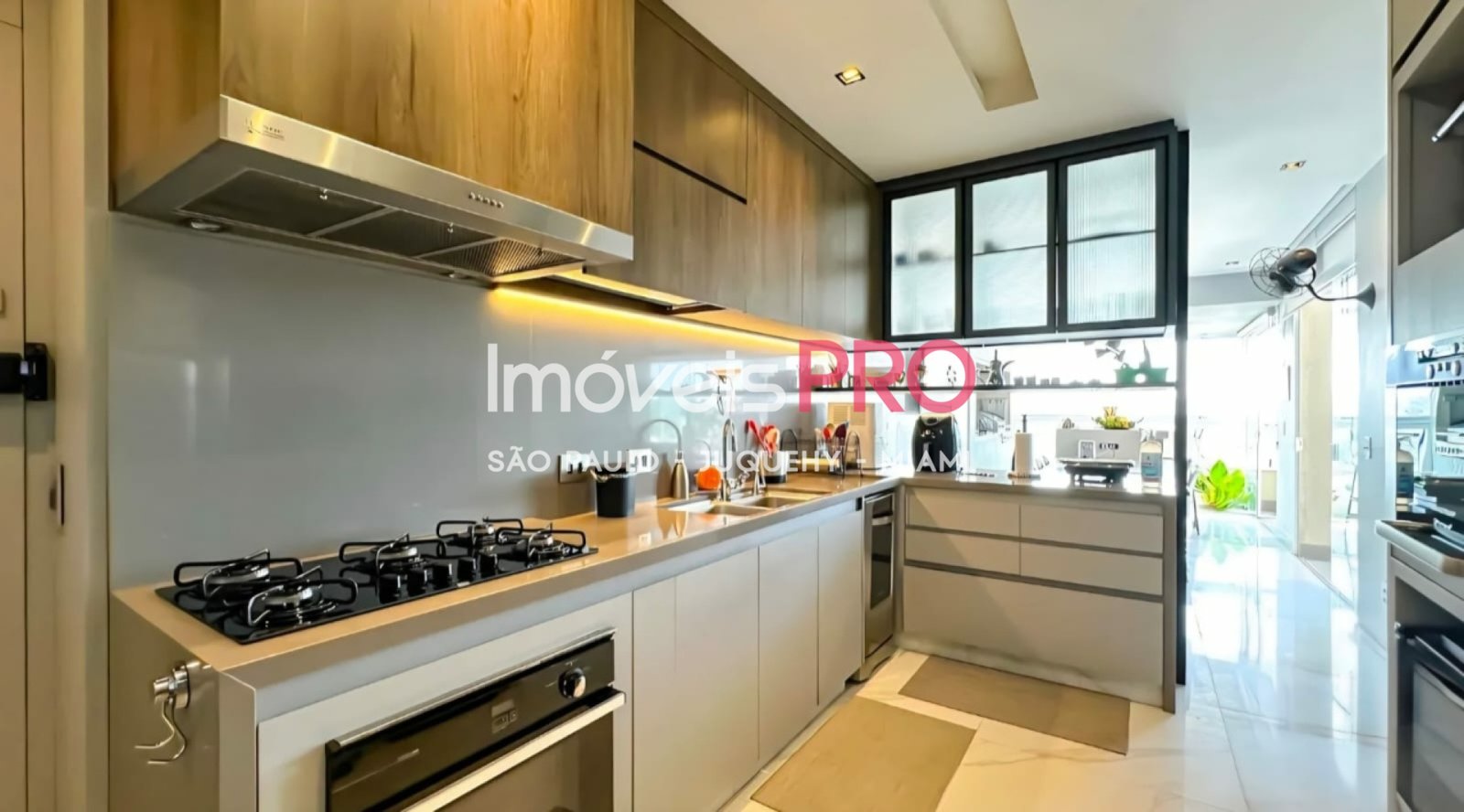 Foto :: https://assets.imoveispro.com.br/thumb/IP39950/cobertura-venda-brooklin_IP39950_17_1920x1080.jpg?