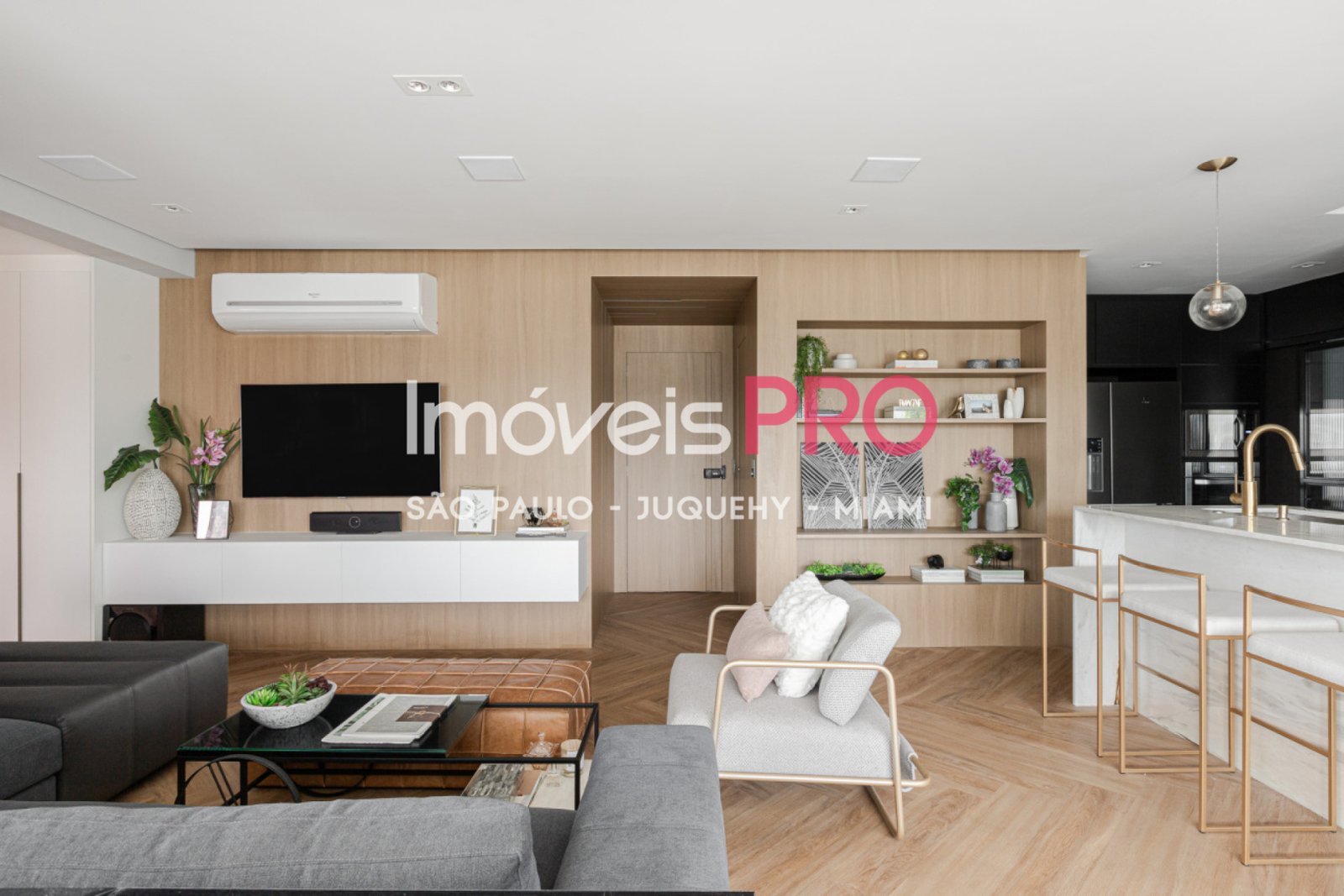 Foto :: IP39953