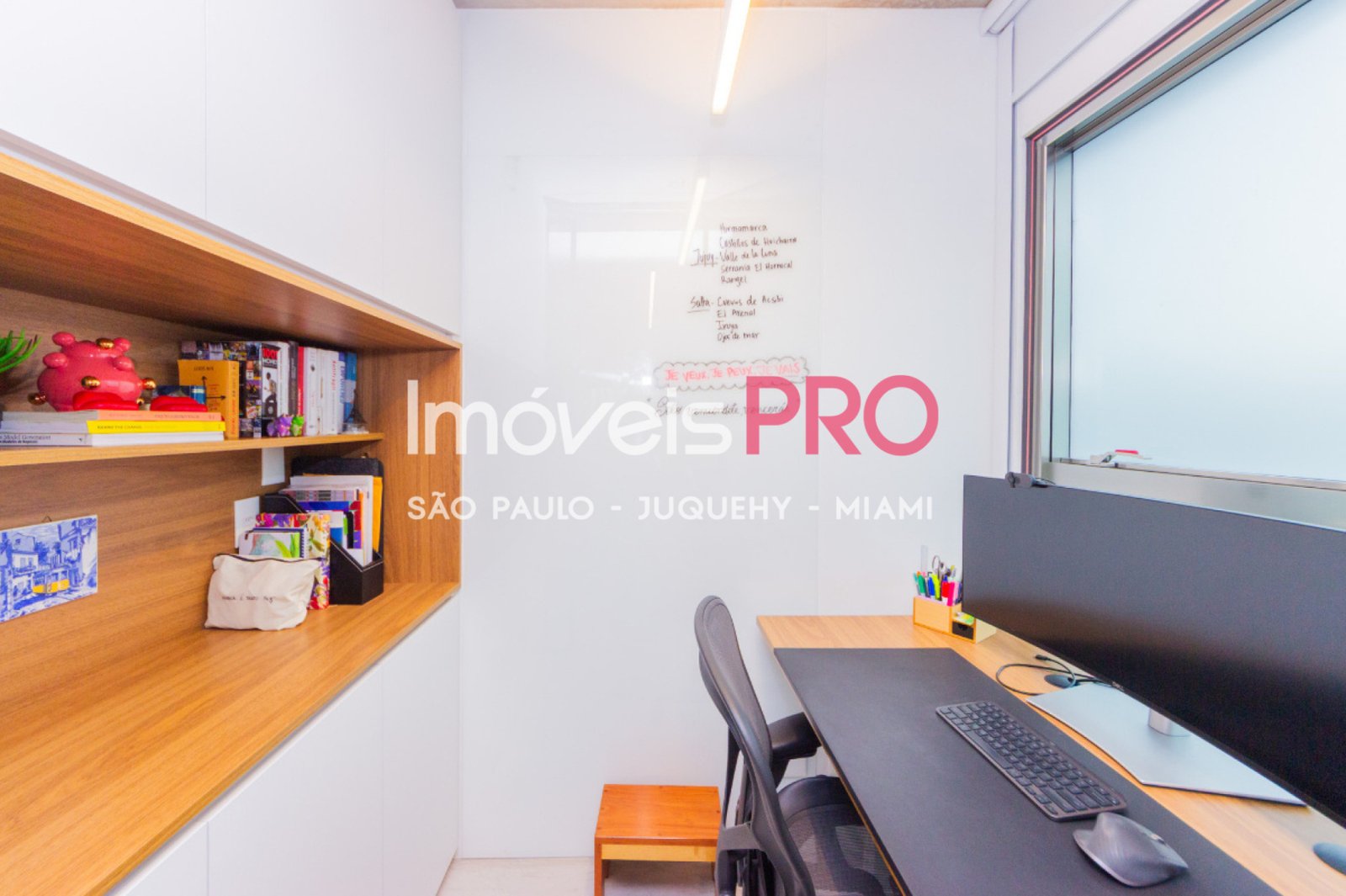 Foto :: IP39955