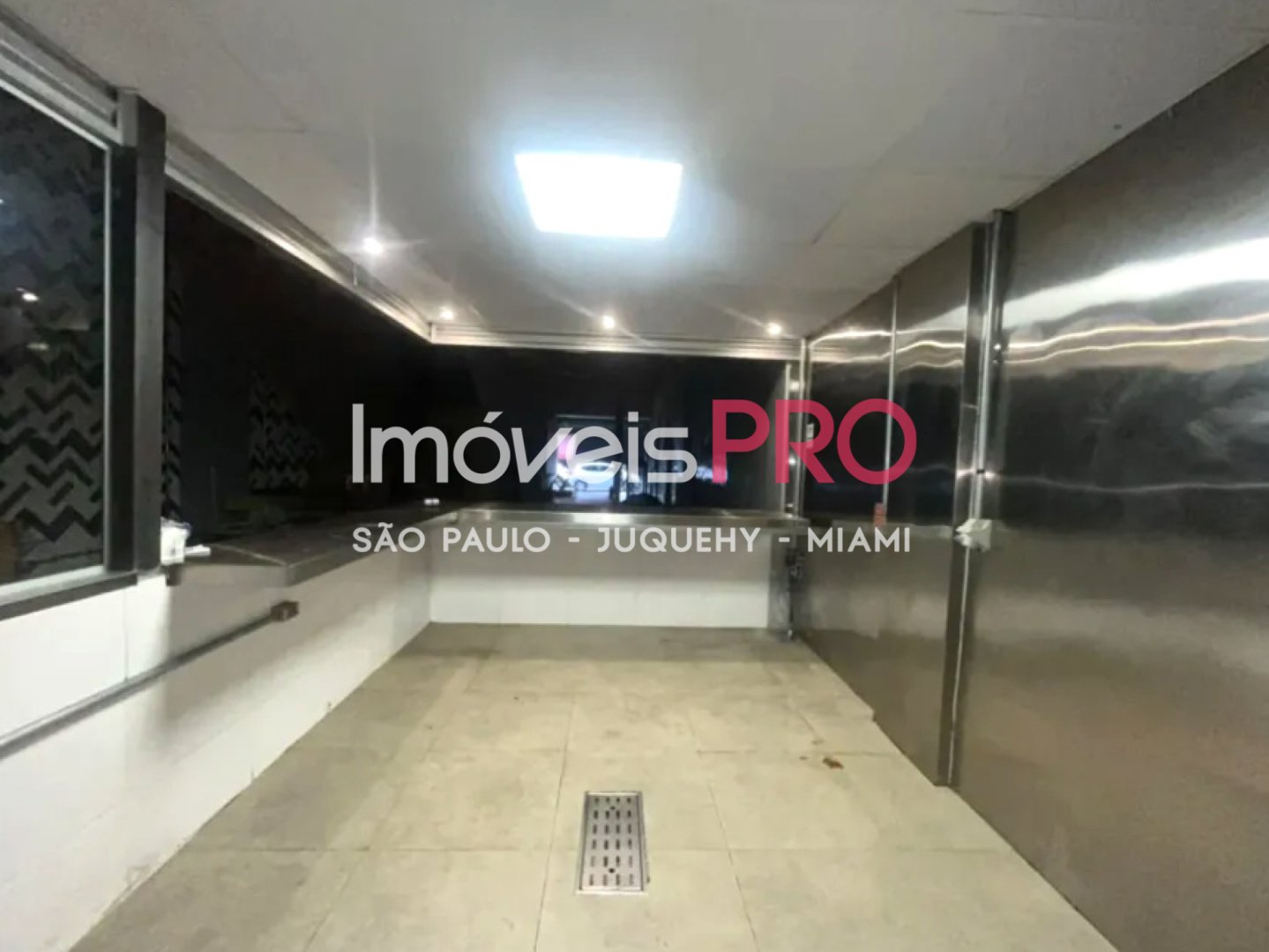 Foto :: IP39956
