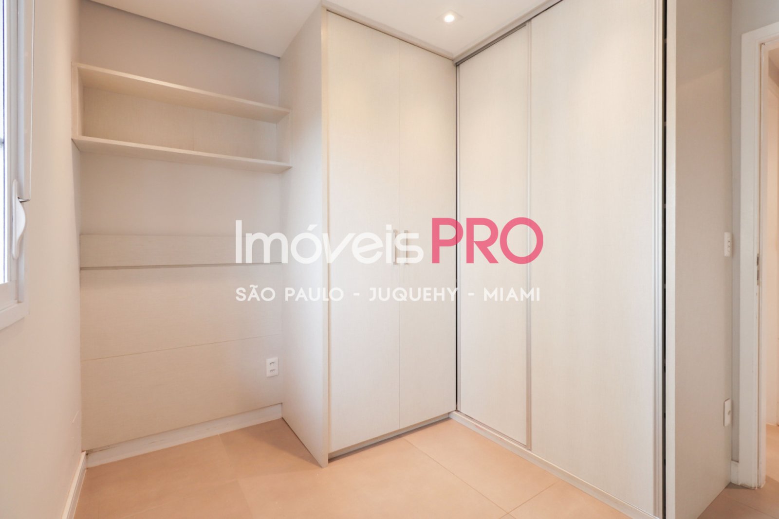 Foto :: https://assets.imoveispro.com.br/thumb/IP39960/apartamento-aluguel-campo-belo_IP39960_23_1920x1080.jpg?