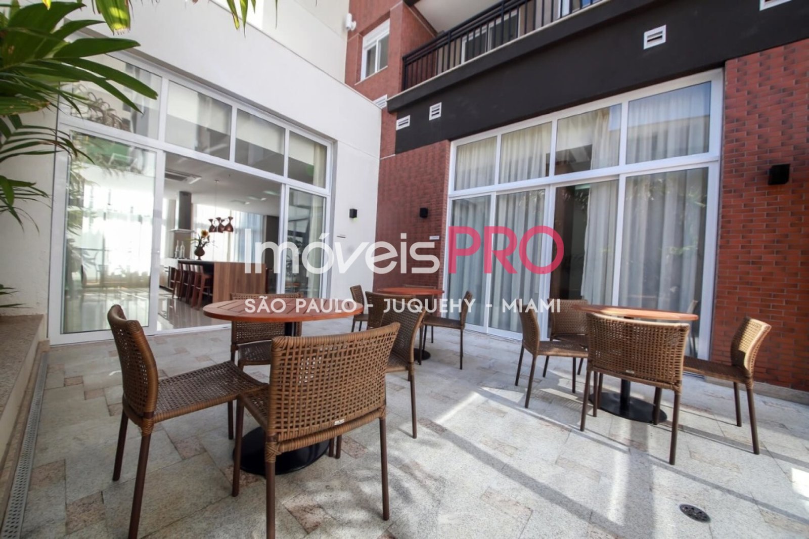 Foto :: https://assets.imoveispro.com.br/thumb/IP39960/apartamento-aluguel-campo-belo_IP39960_35_1920x1080.jpg?