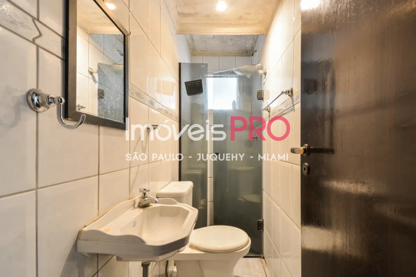 Foto :: https://assets.imoveispro.com.br/thumb/IP39961/apartamento-venda-moema_IP39961_17_1920x1080.jpg?