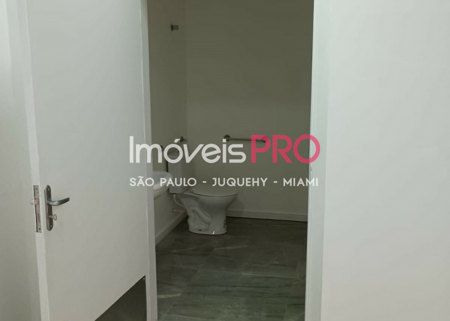 Foto :: IP39965