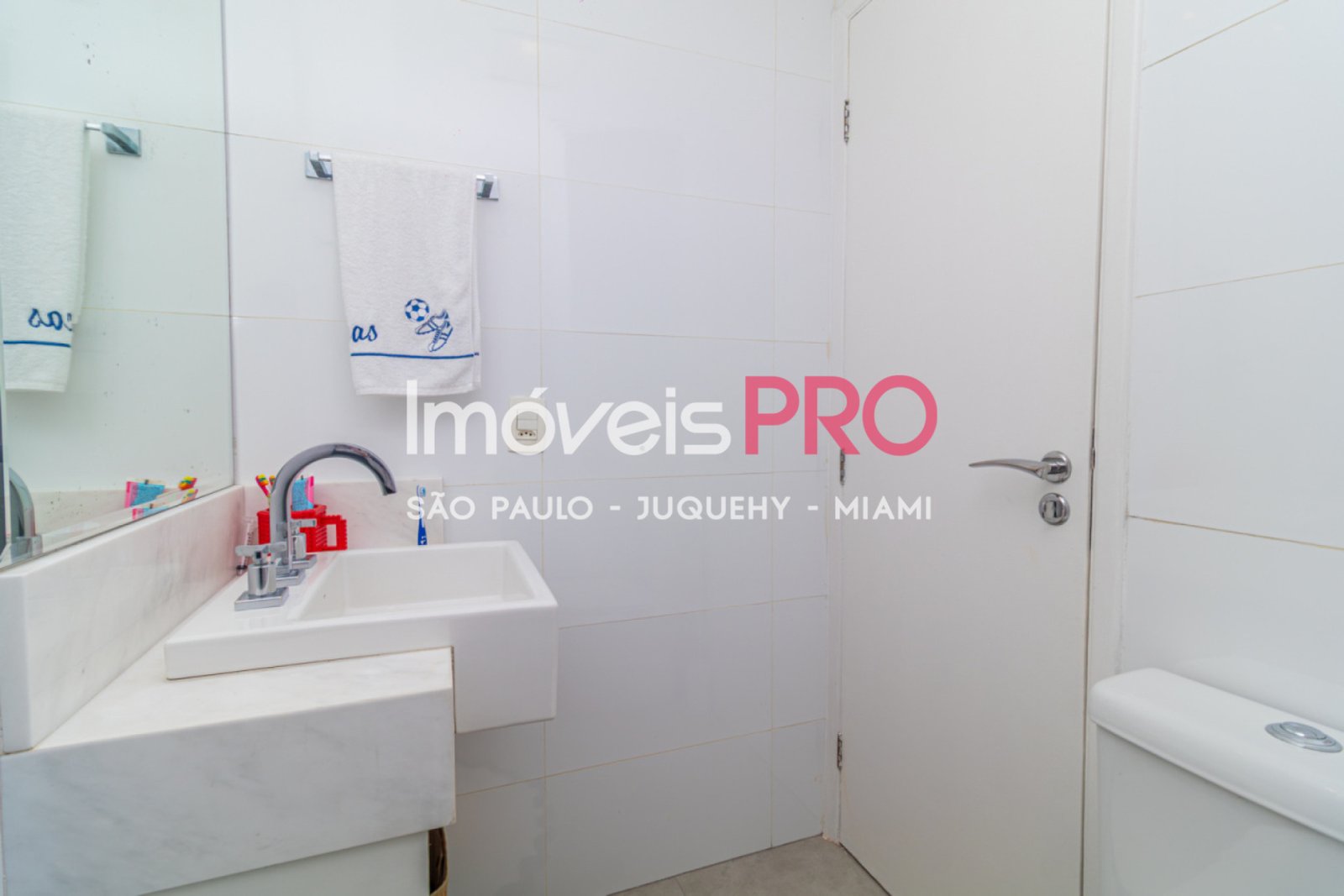 Foto :: IP39973