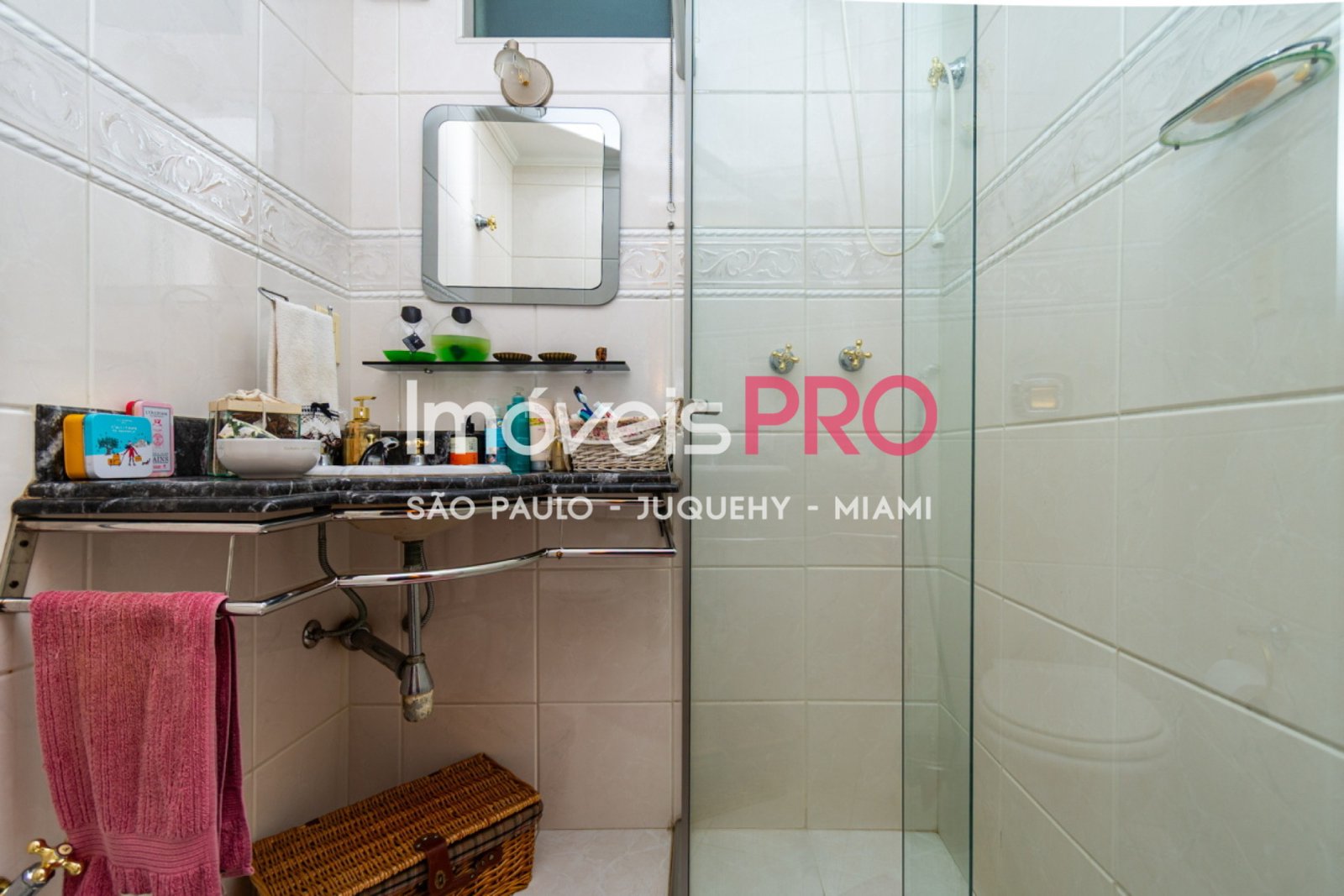 Foto :: https://assets.imoveispro.com.br/thumb/IP39975/apartamento-venda-moema-passaros_IP39975_17_1920x1080.jpg?