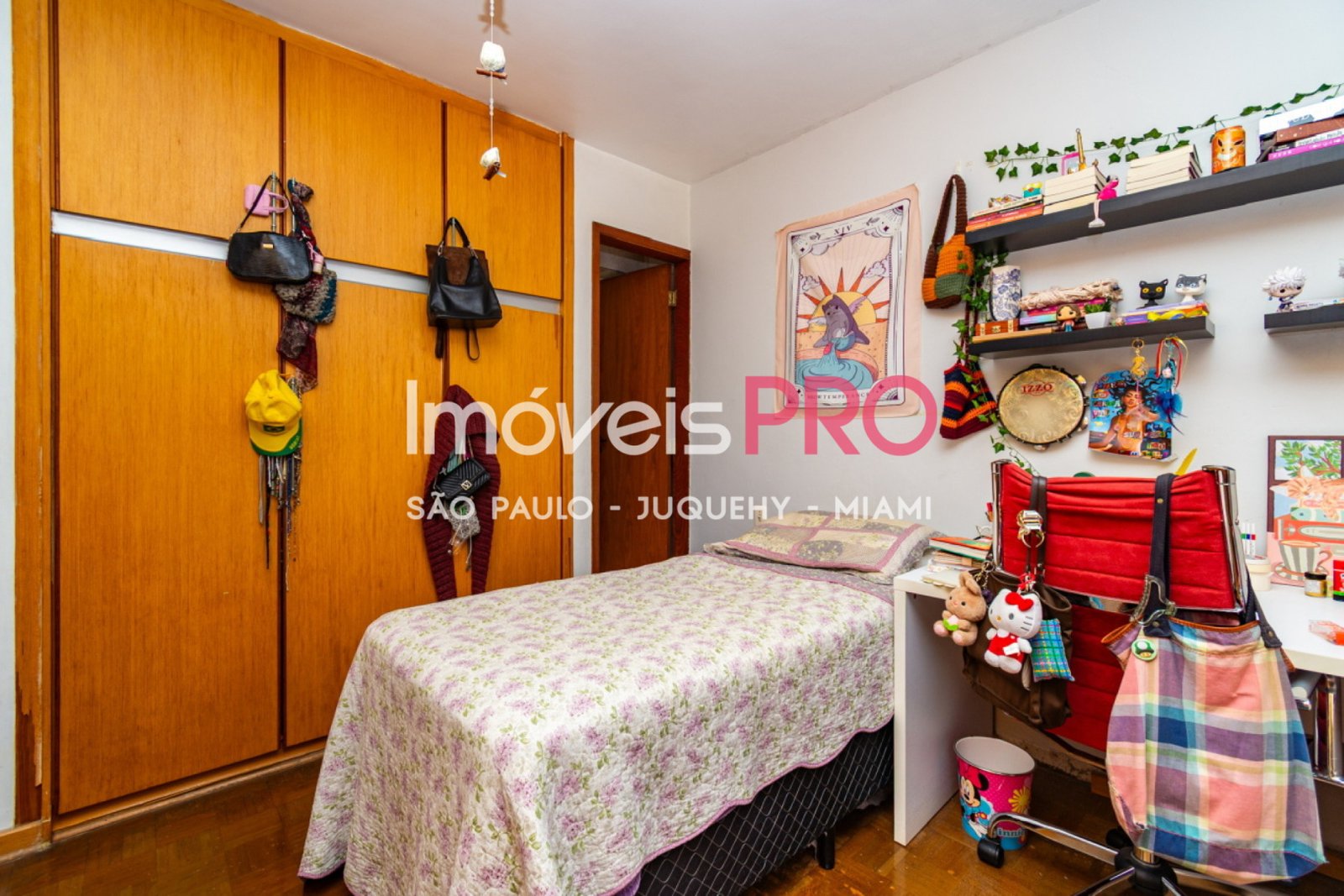 Foto :: IP39975